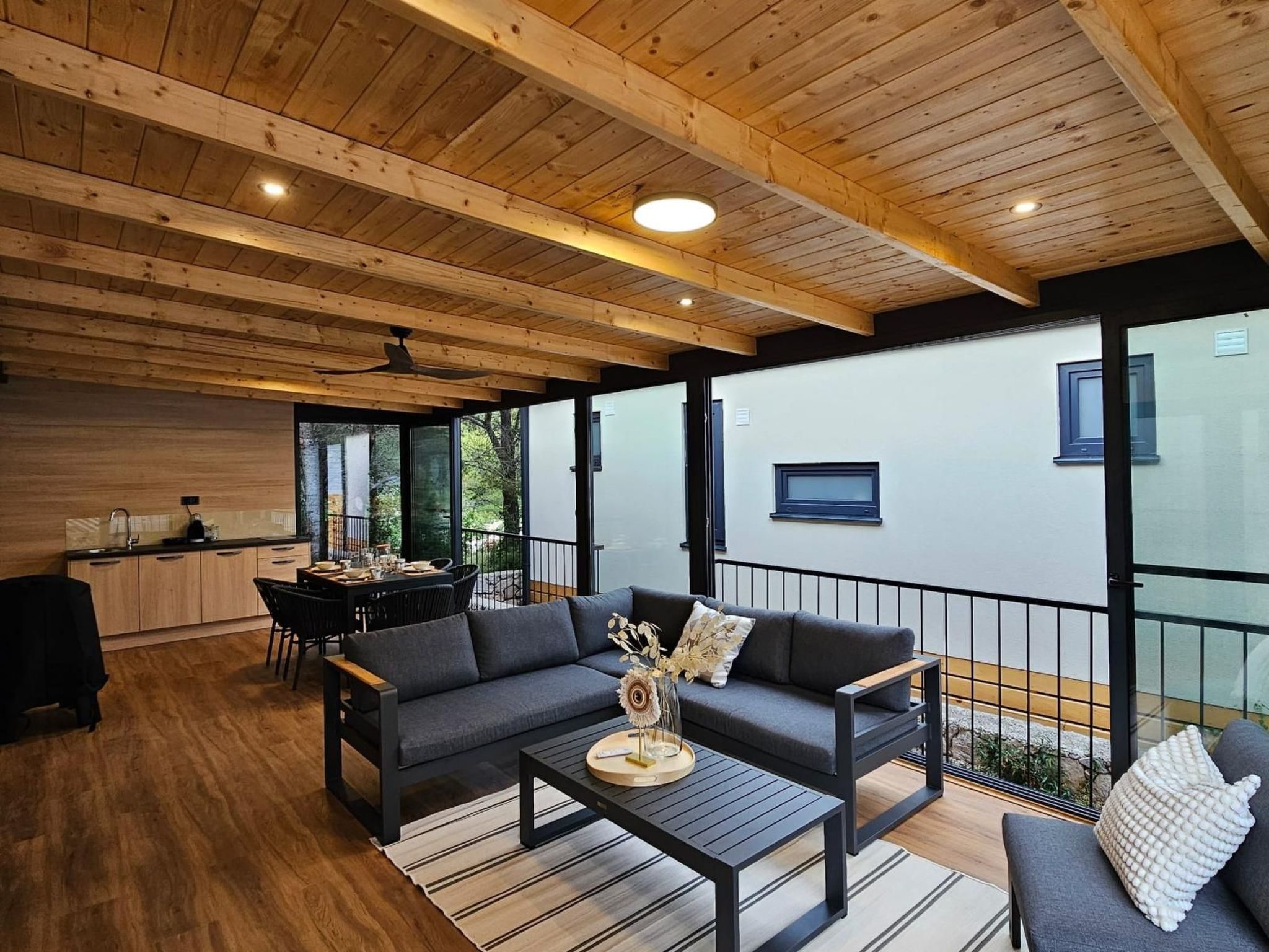 Silver Moon mit Klimaanlage-Drinnen