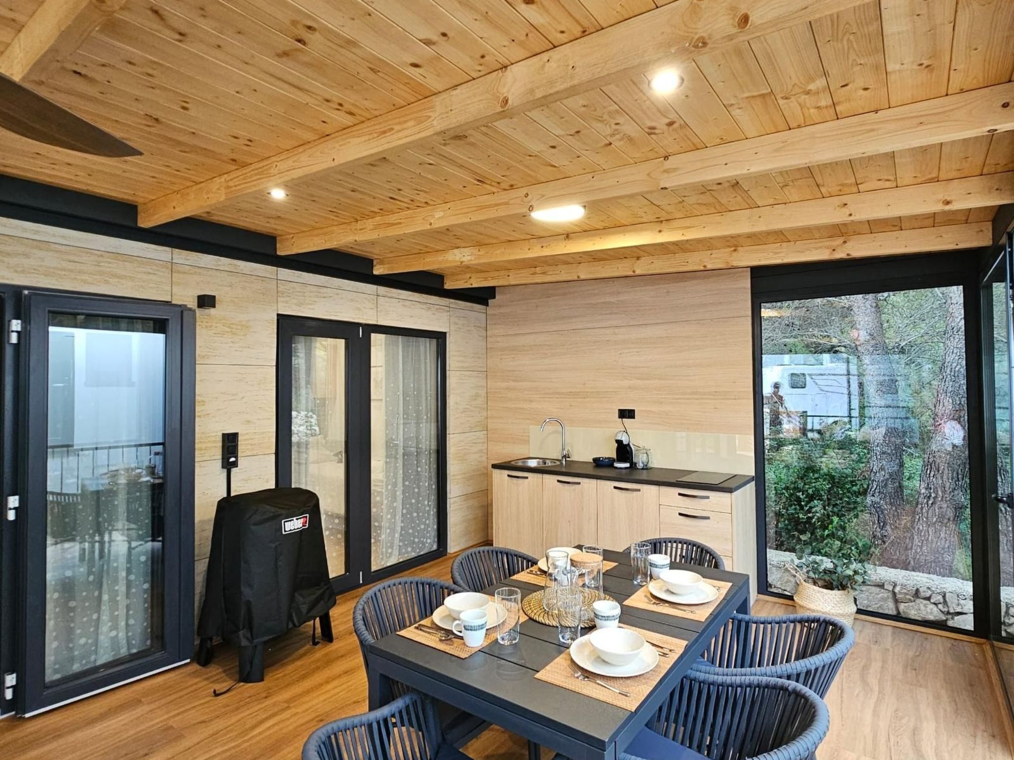 Silver Moon mit Klimaanlage-Drinnen