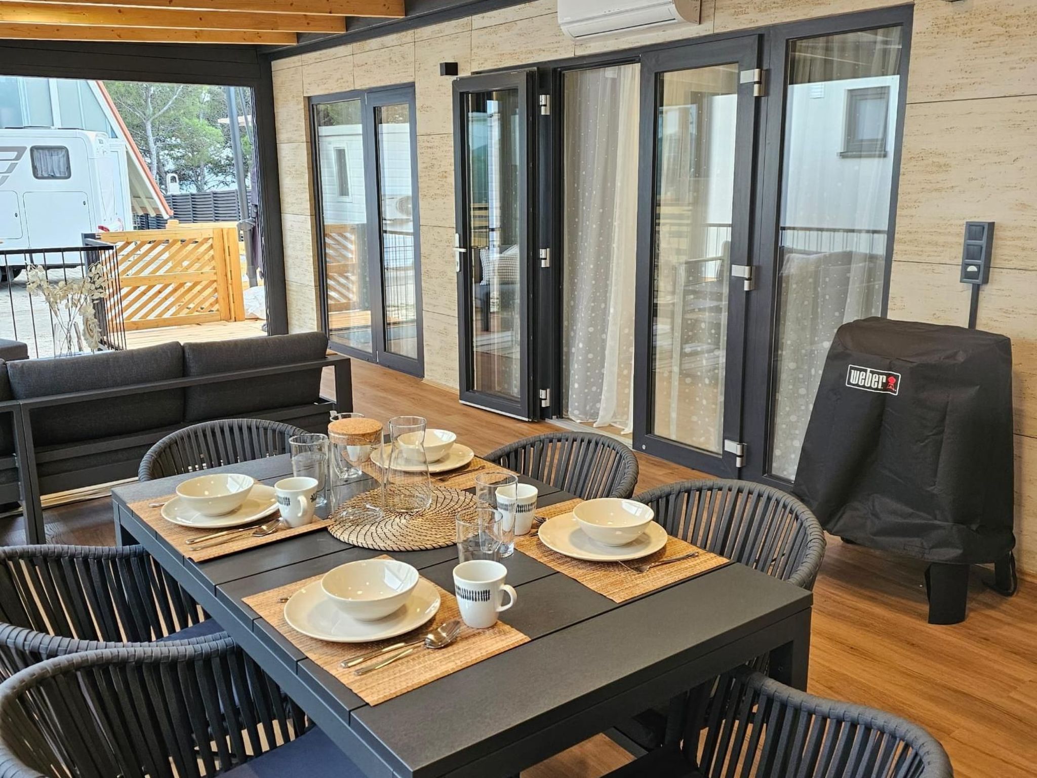 Silver Moon mit Klimaanlage-Drinnen