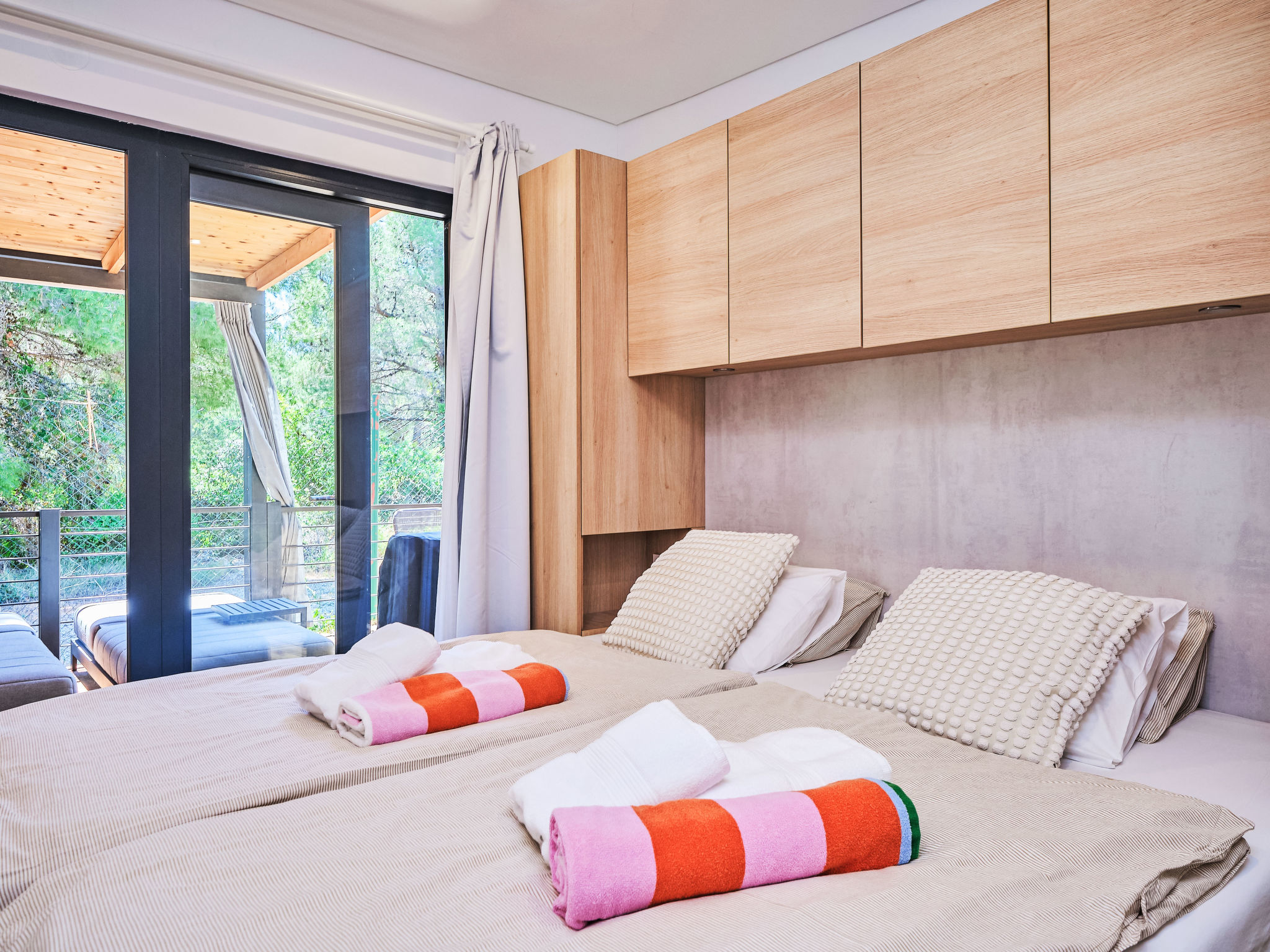 MH Holiday Dream - Morgensonne - Binnen