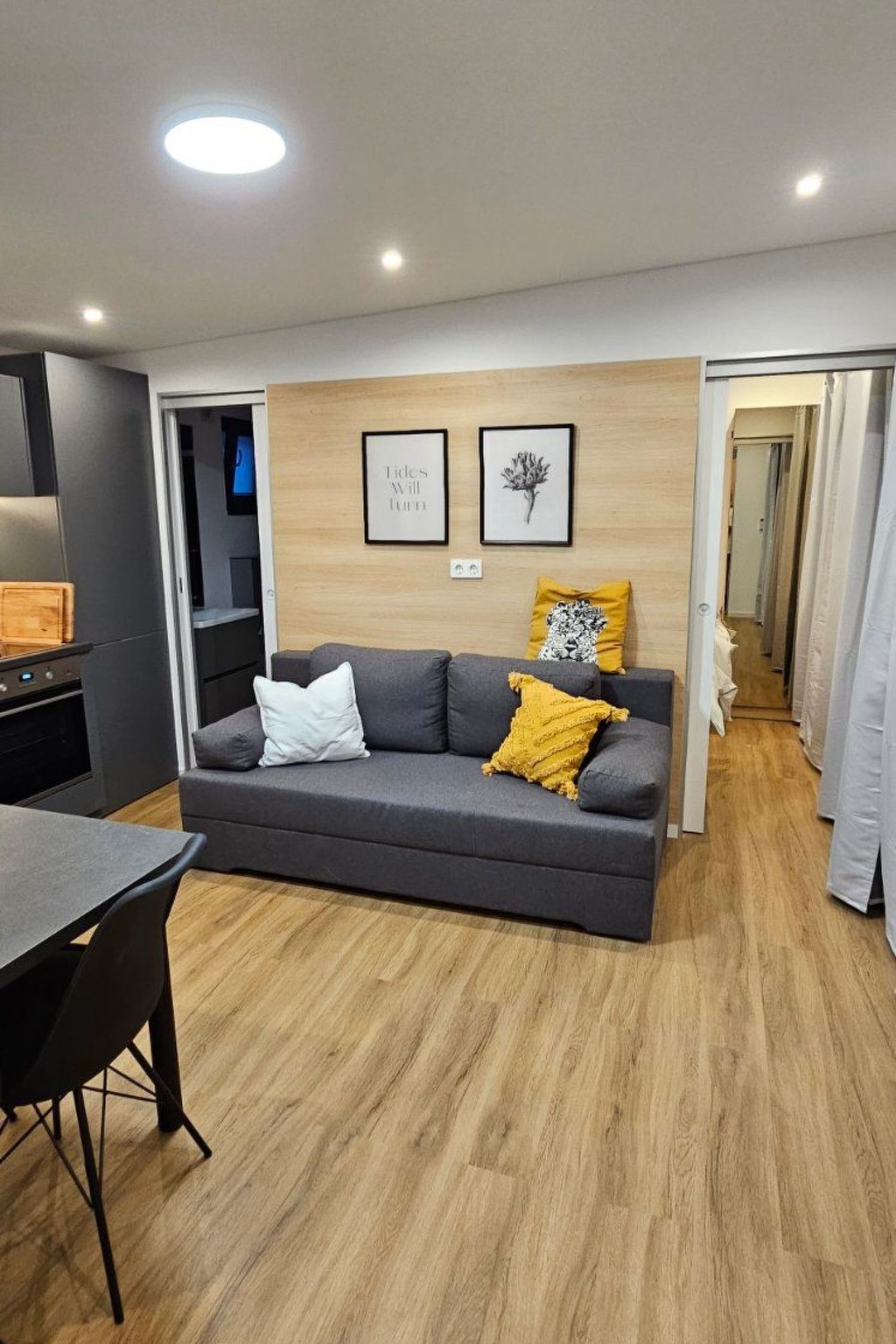 MH Holiday Dream - Morgensonne-Drinnen