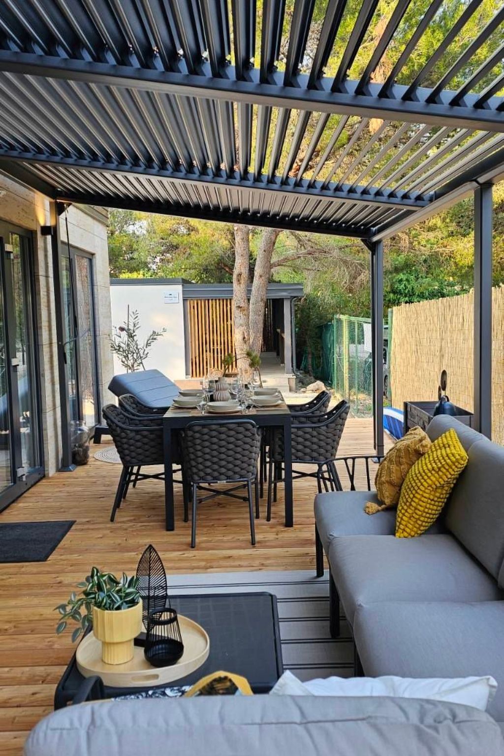 MH Holiday Dream - Morgensonne-Drinnen