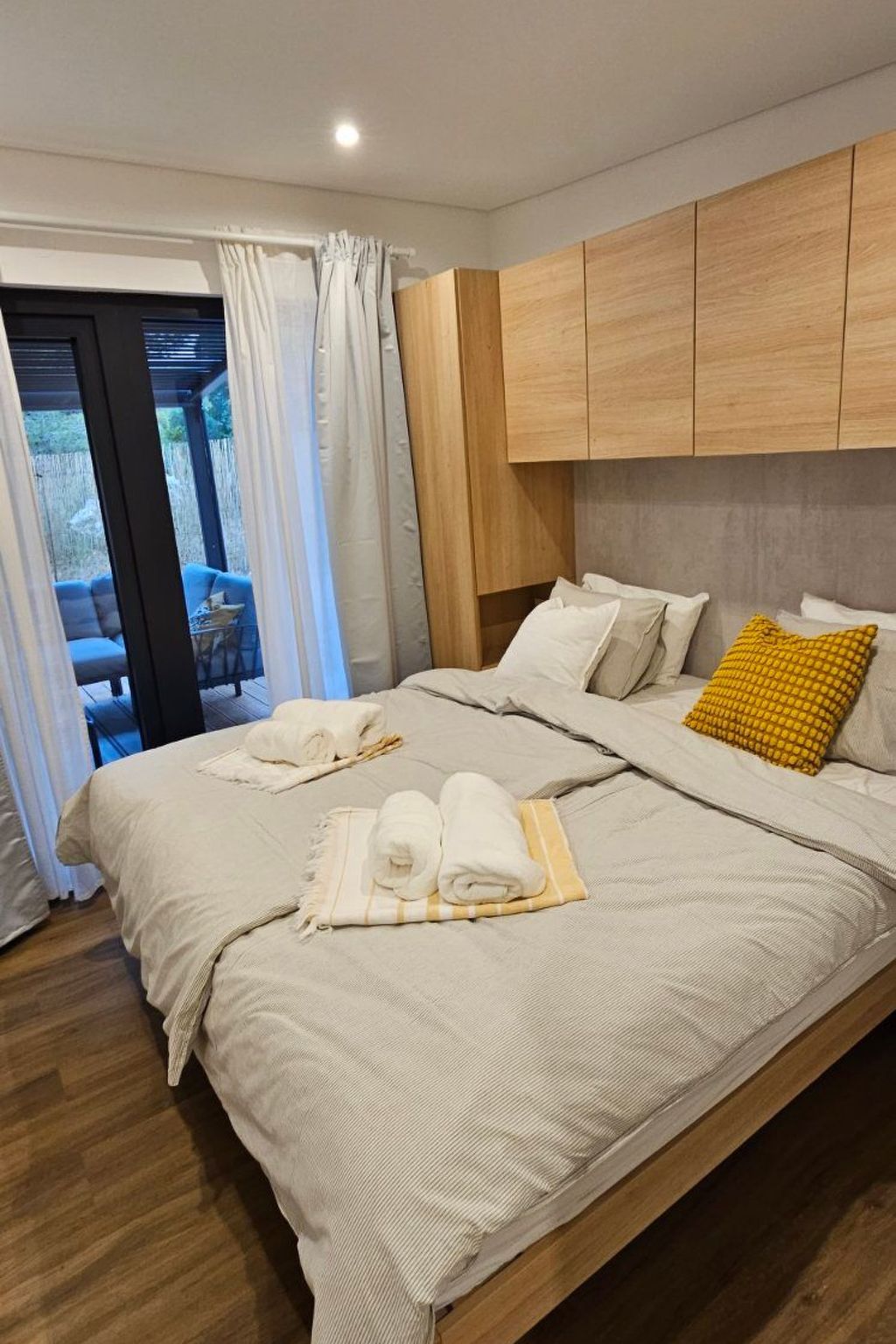 MH Holiday Dream - Morgensonne-Drinnen