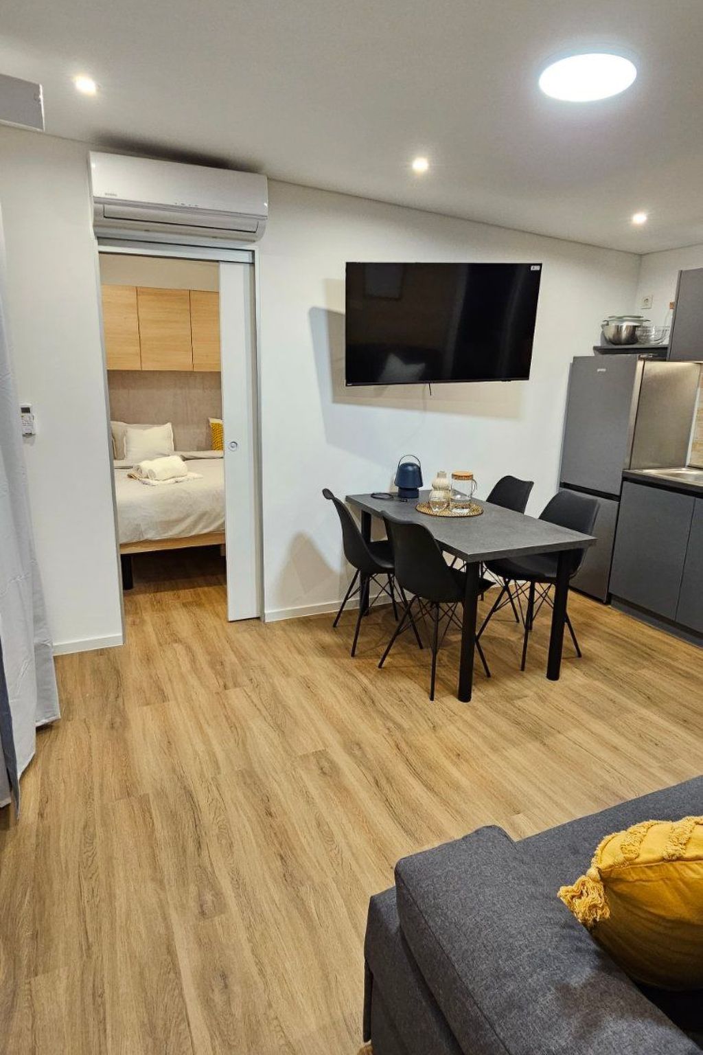 MH Holiday Dream - Morgensonne-Drinnen