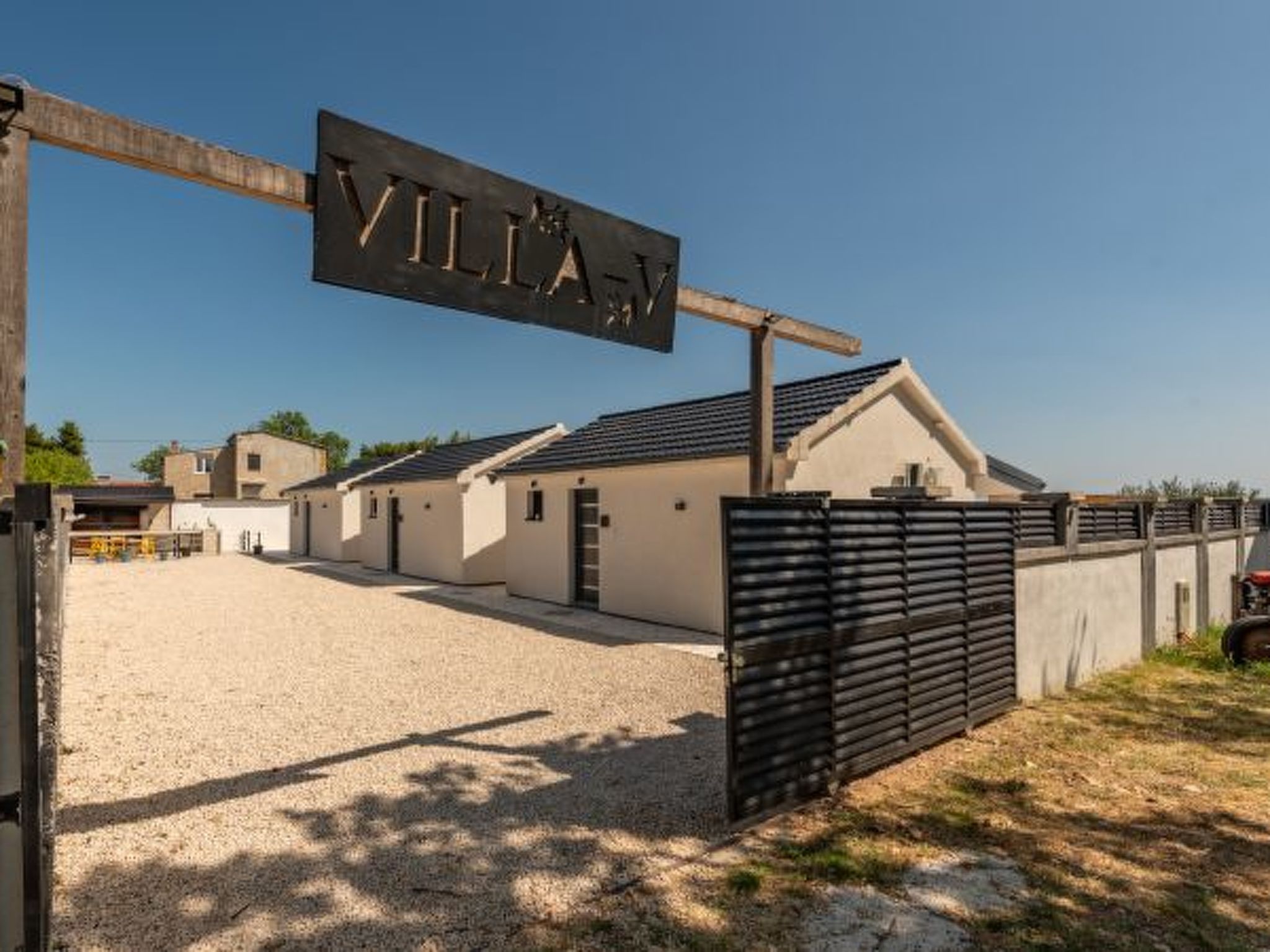 Unique Villa V with pool - Image-tags.info