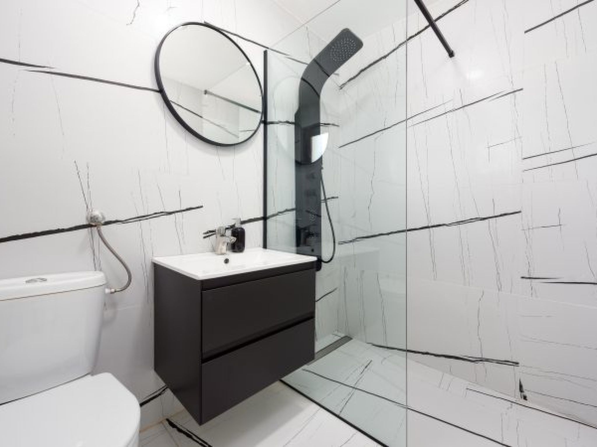 Unique Villa V with pool - Image-tags.info