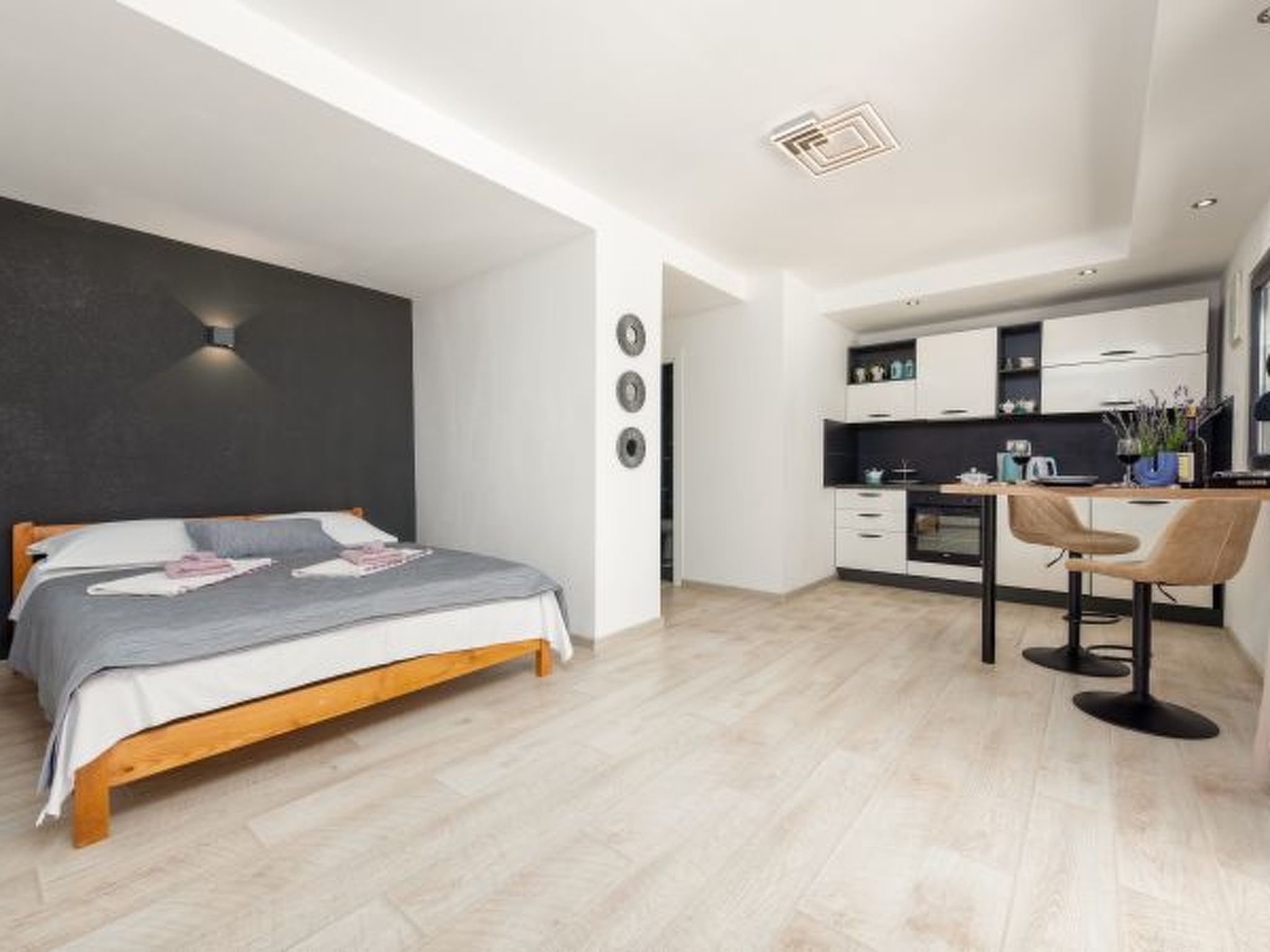 Unique Villa V with pool - Image-tags.info