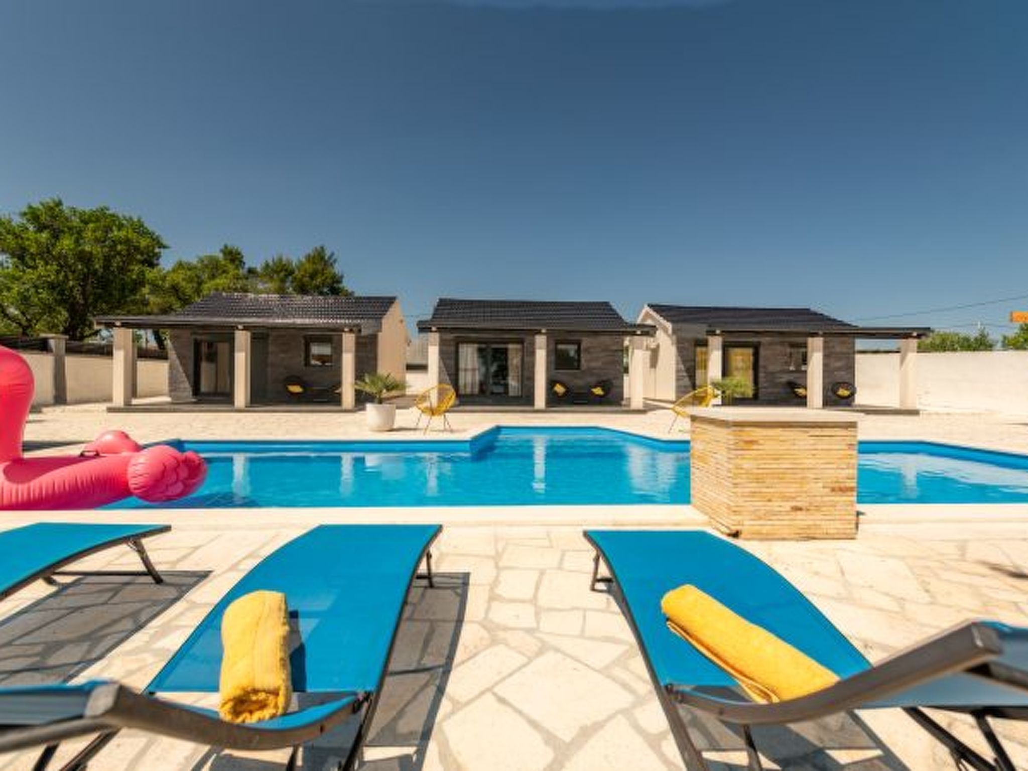 Unique Villa V with pool - Image-tags.info