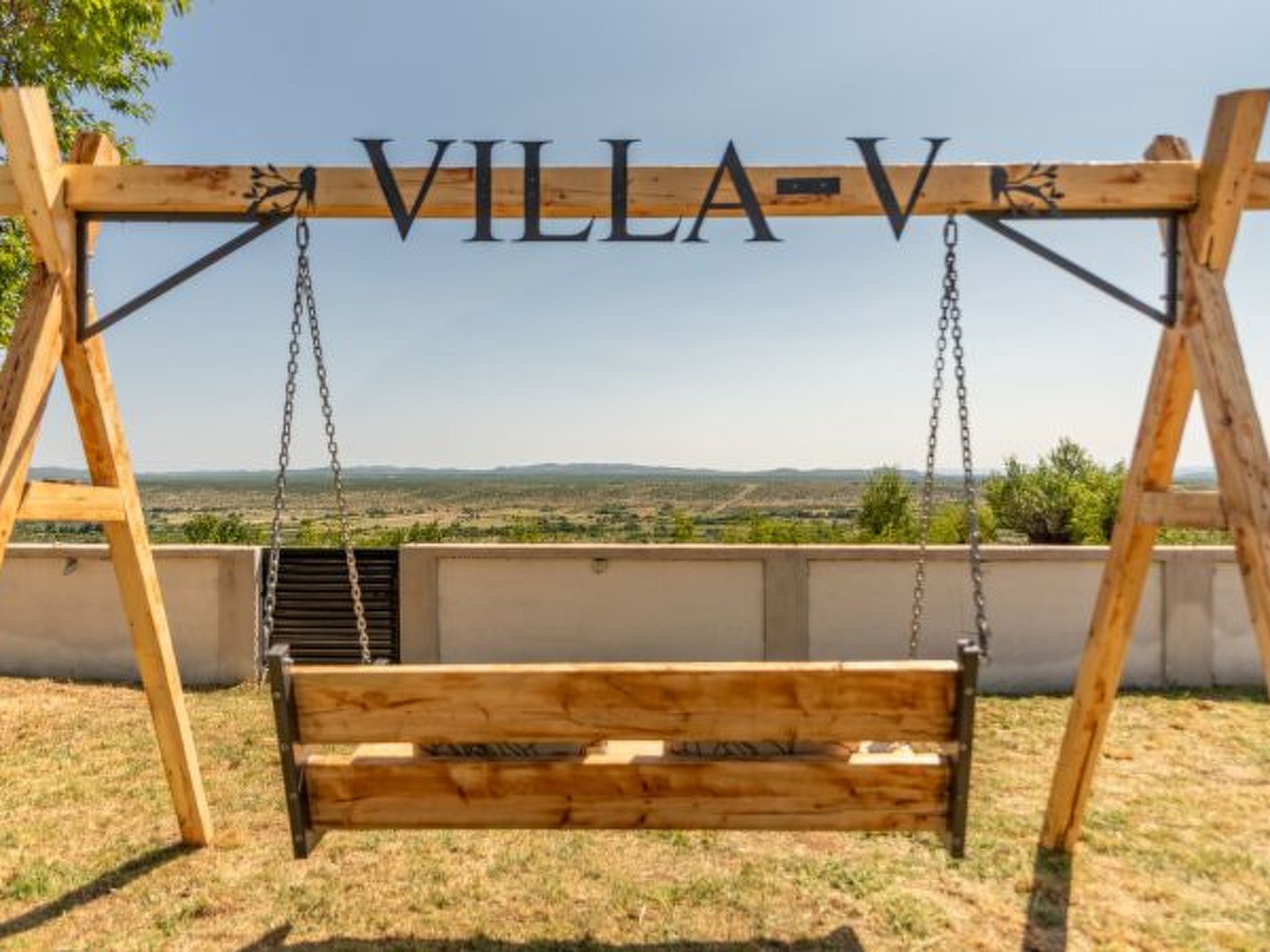 Unique Villa V with pool - Image-tags.info