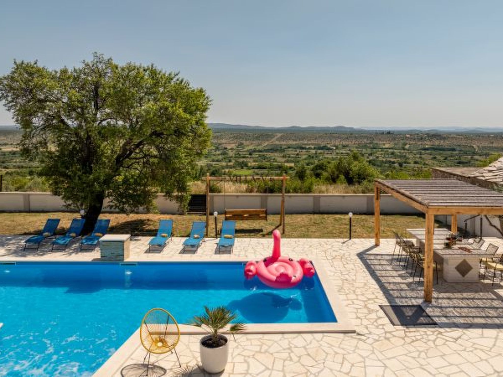 Unique Villa V with pool - Image-tags.info