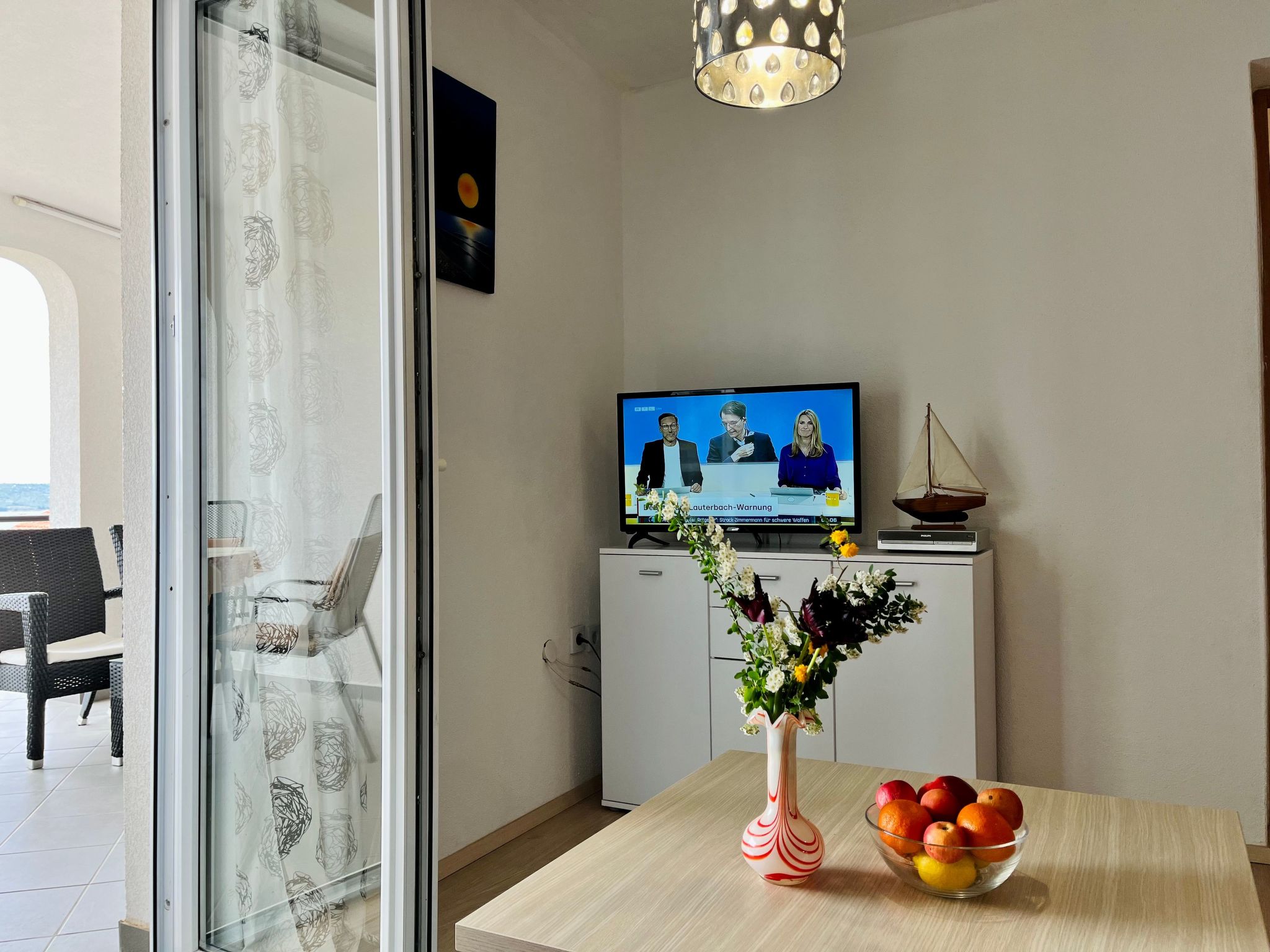 Stela in Karin Gornji-Inside