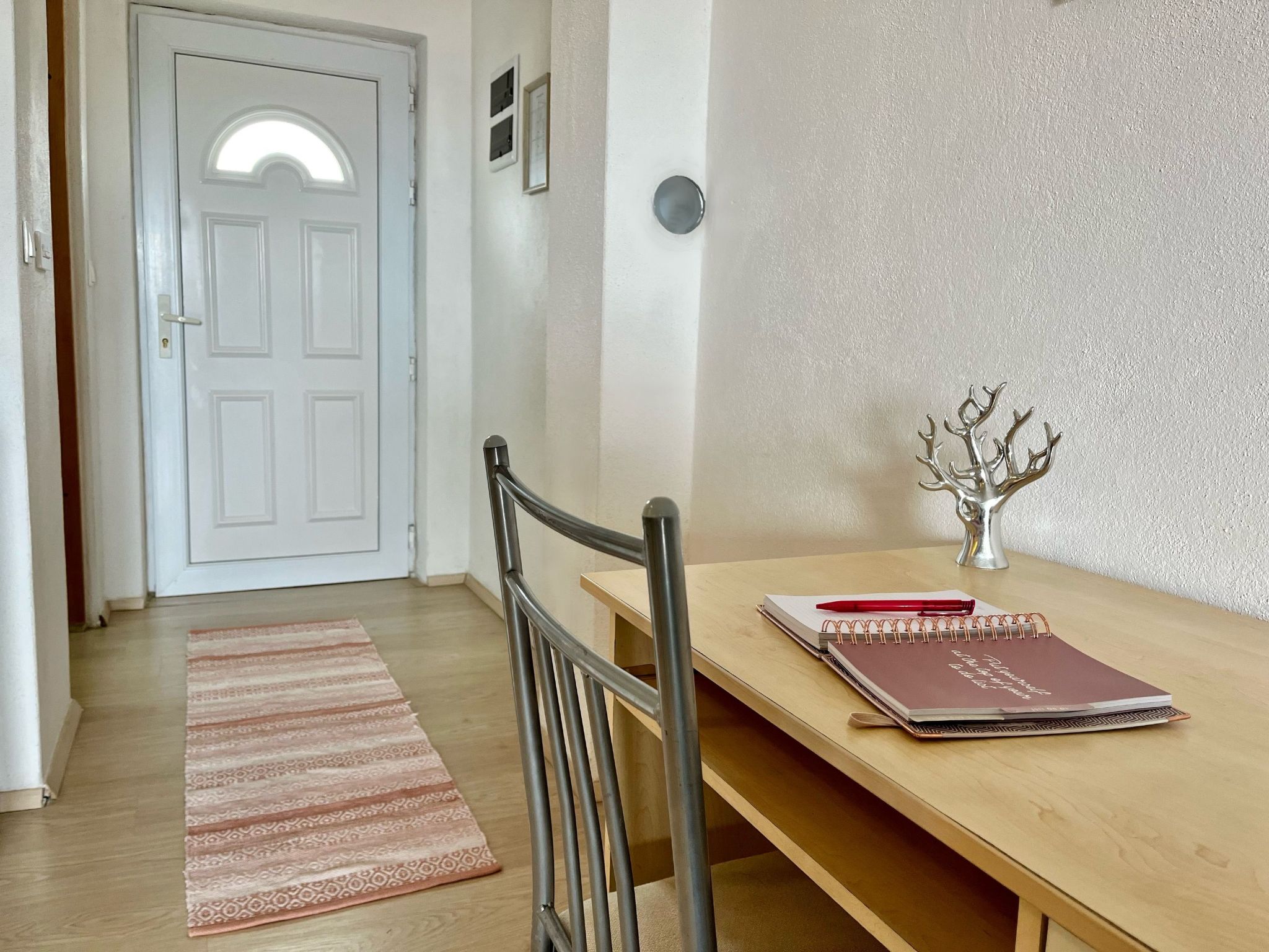 Stela in Karin Gornji-Inside