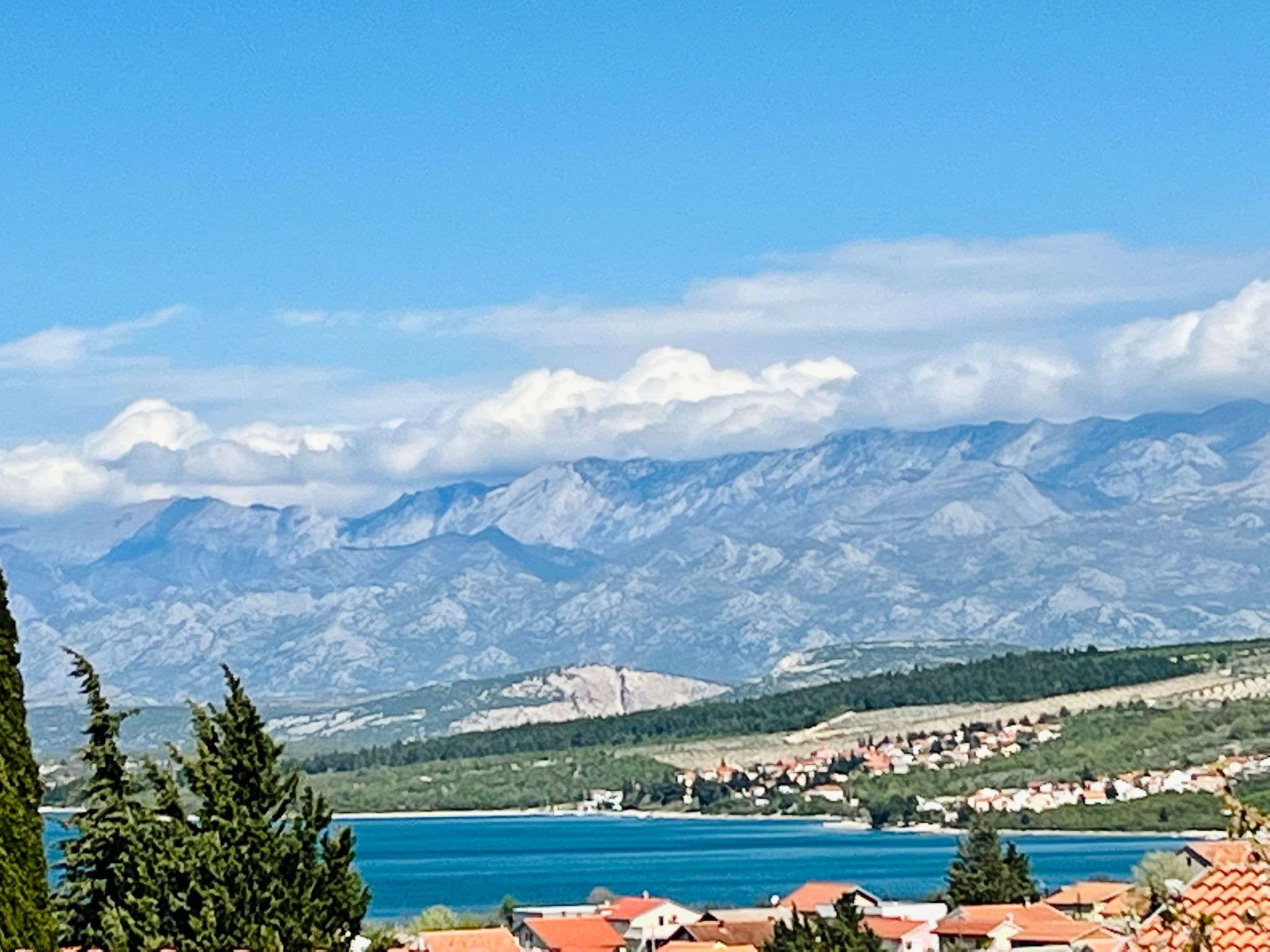 Neu erbautes Apartment mit großem Balkon-Inside