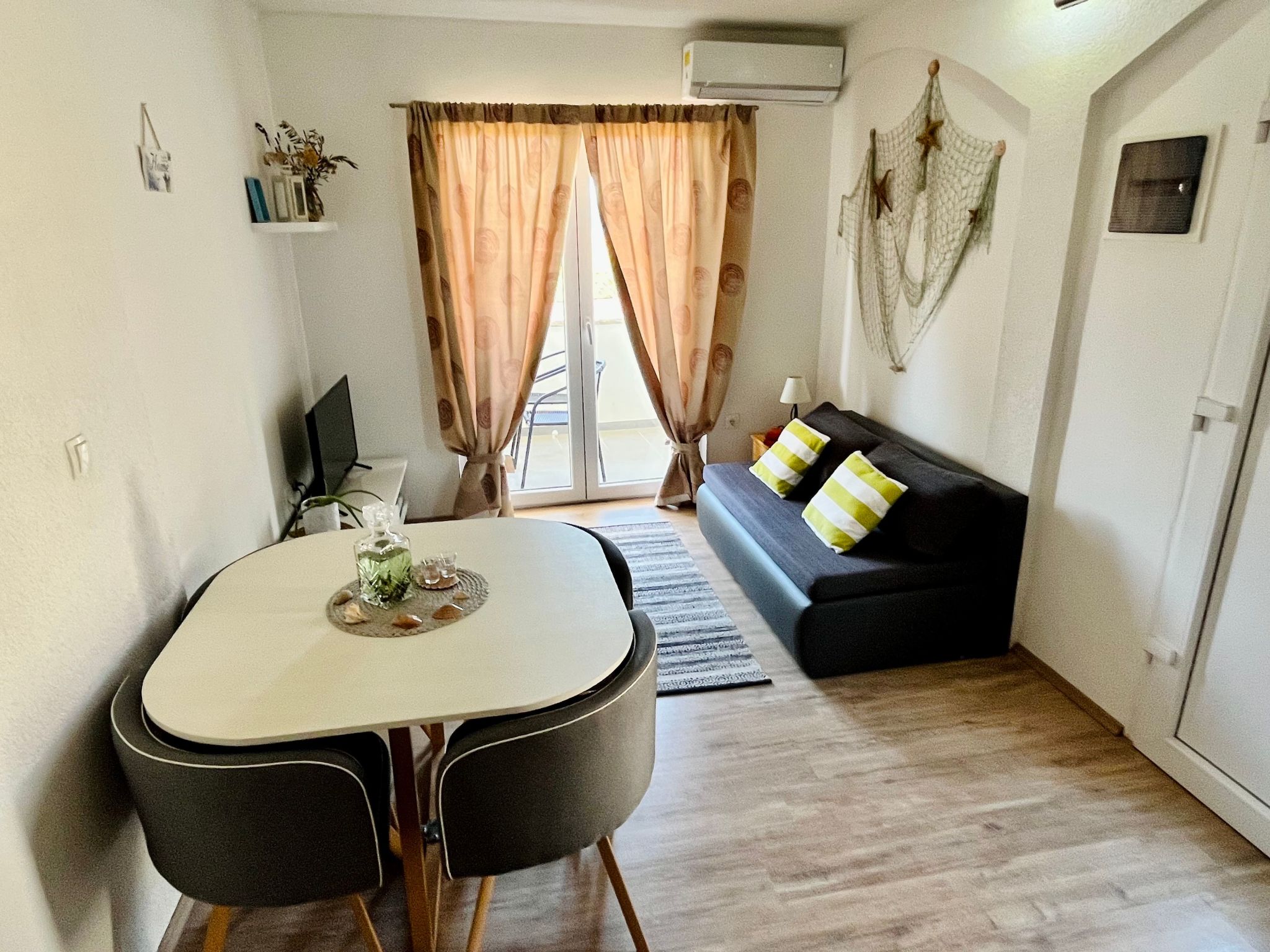 Neugebaute Wohnung im Erdgeschoss-Inside