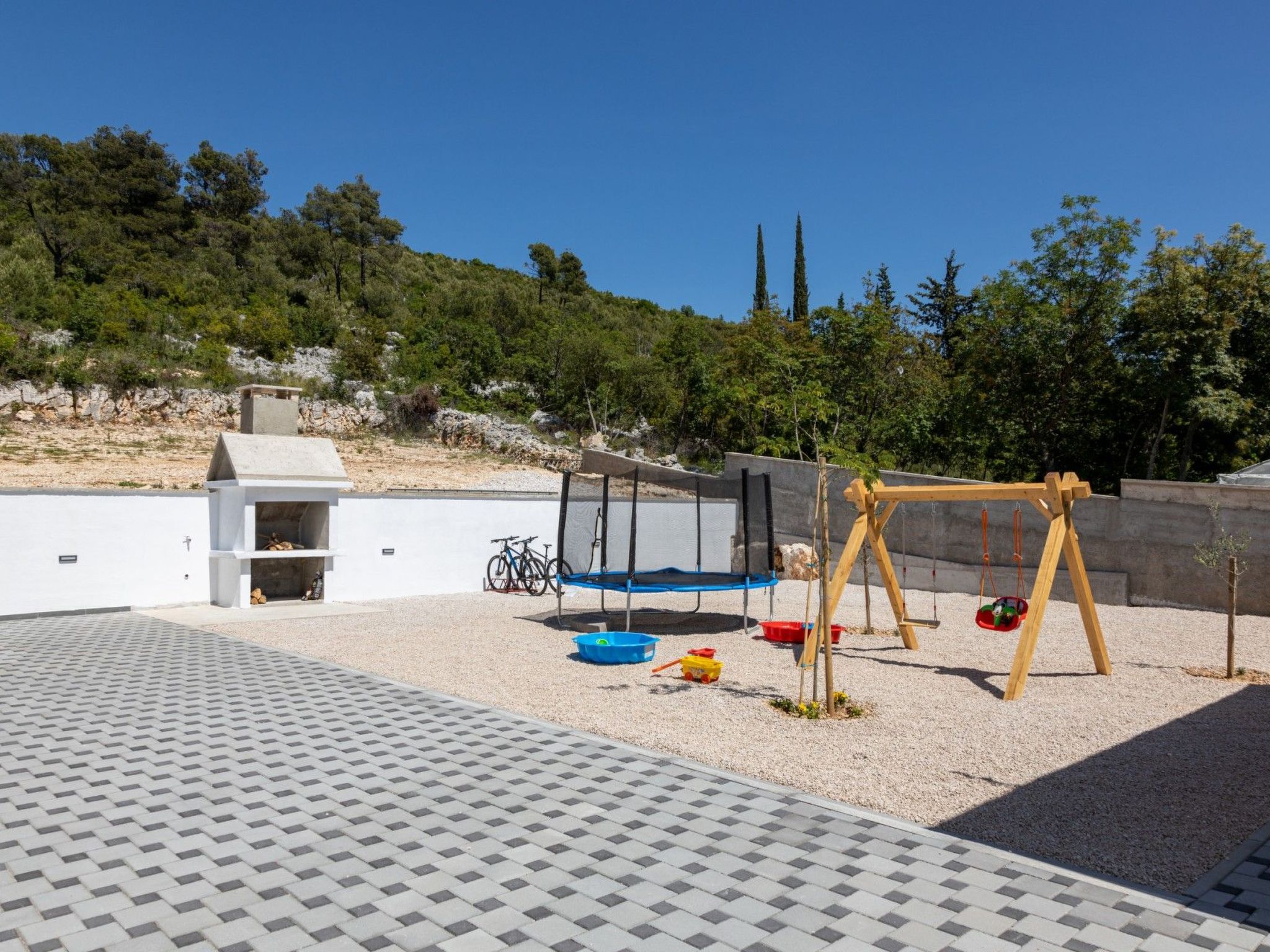 Villa Bura mit Pool und tollem Ausblick-Binnen