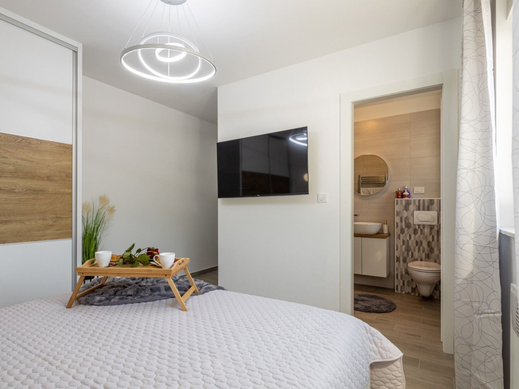 Villa Bura mit Pool und tollem Ausblick-Binnen