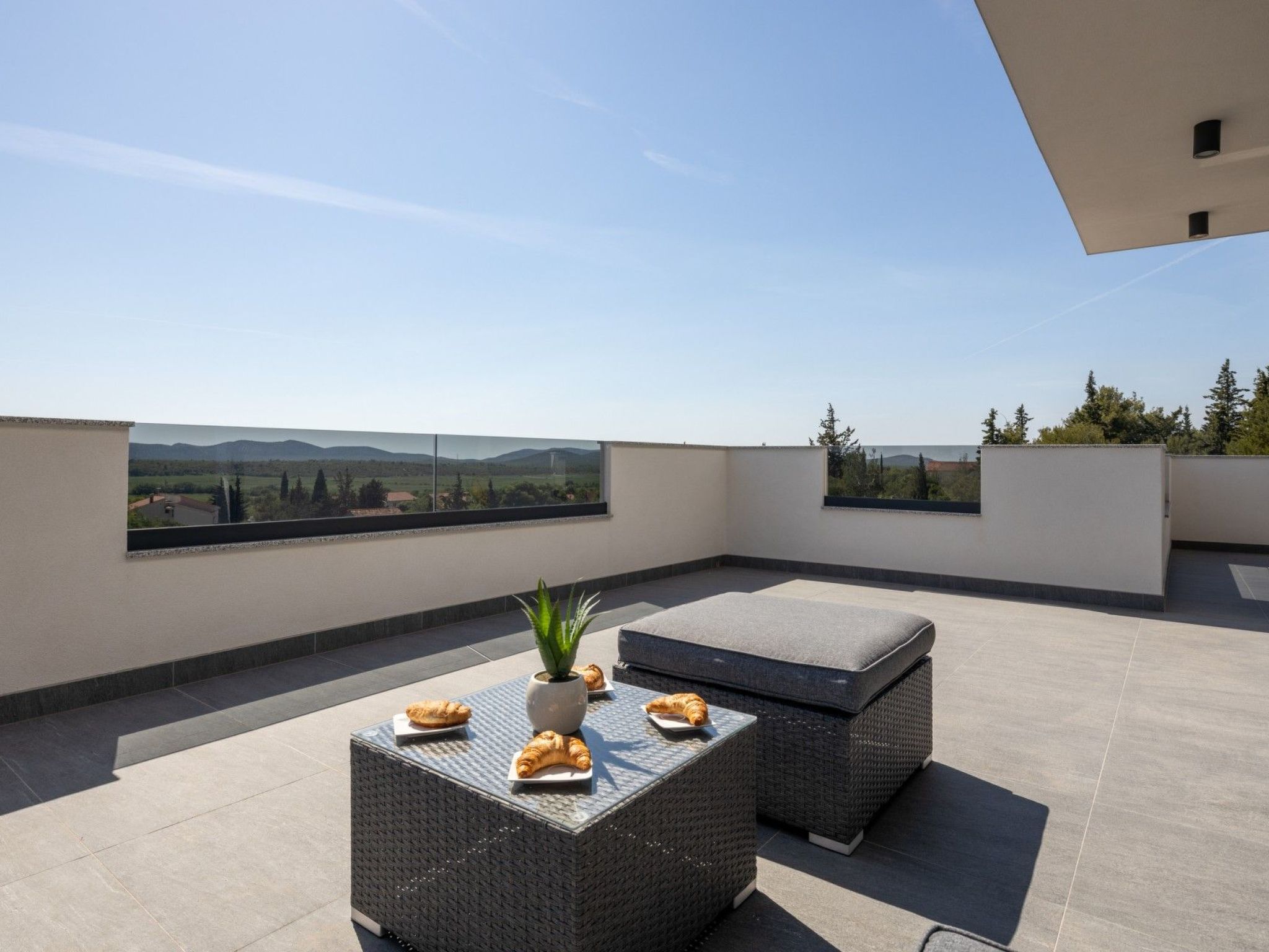 Villa Bura mit Pool und tollem Ausblick-Binnen