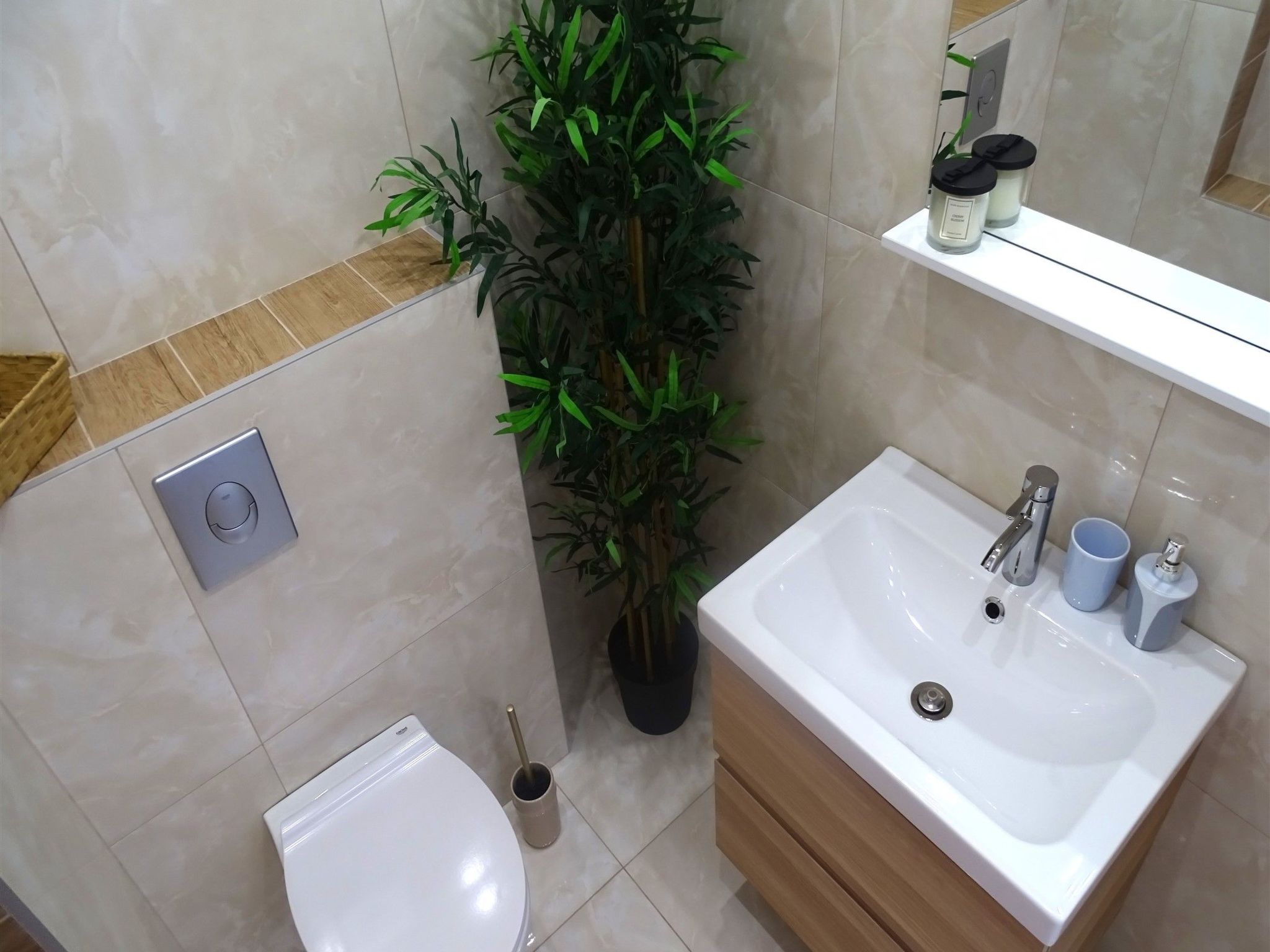 Parancin-Image-tags.info