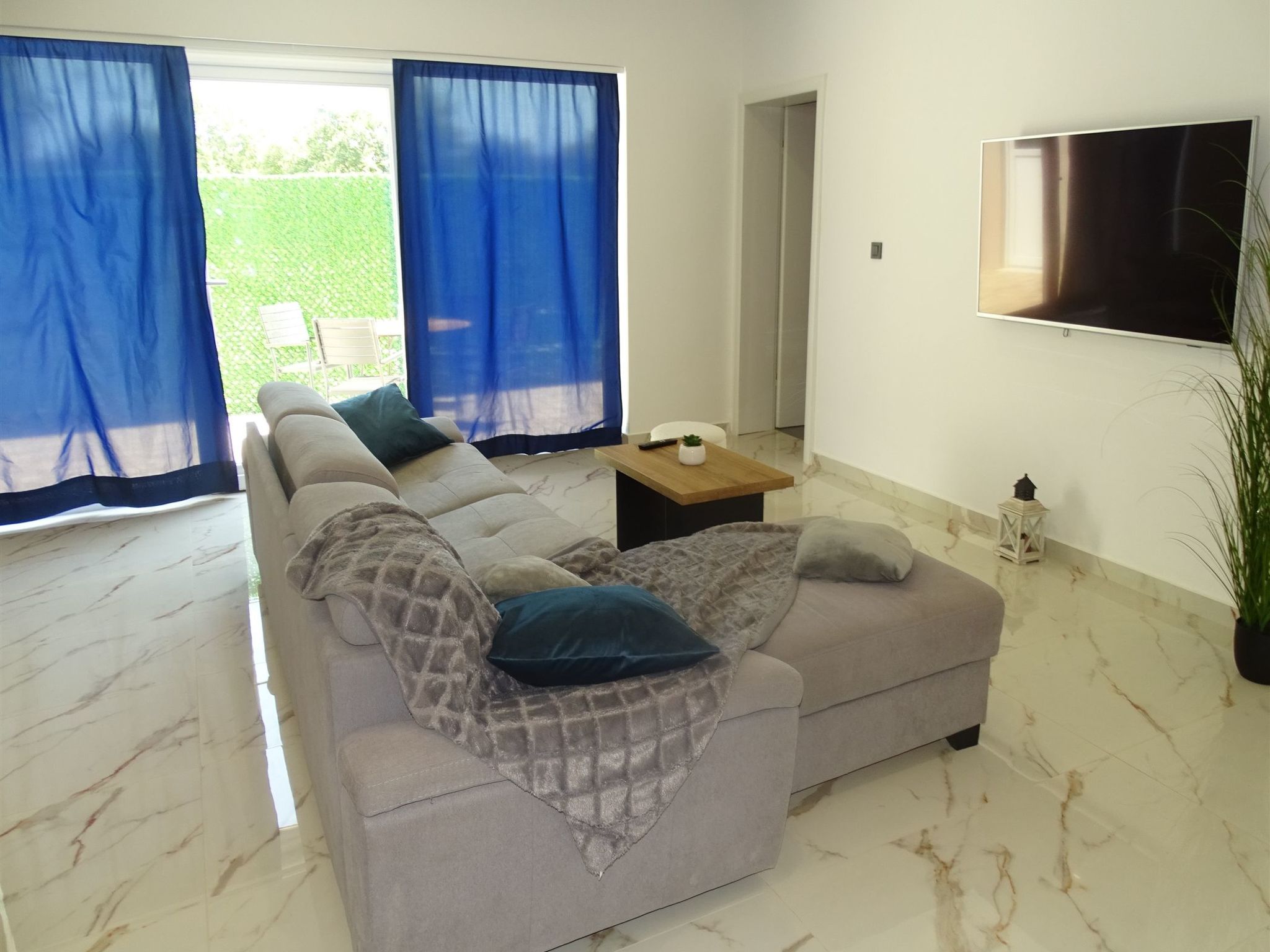 Parancin-Image-tags.info