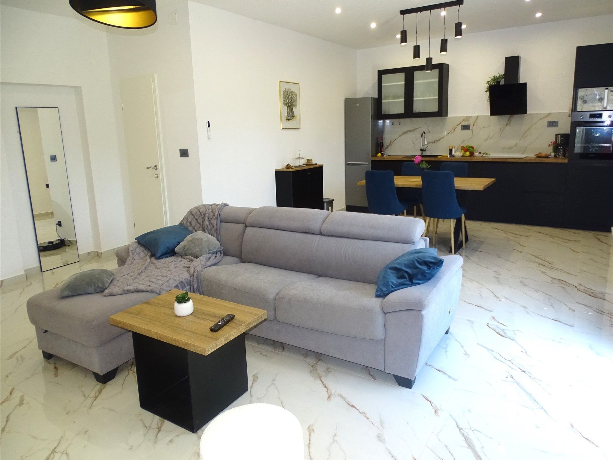 Parancin-Image-tags.info