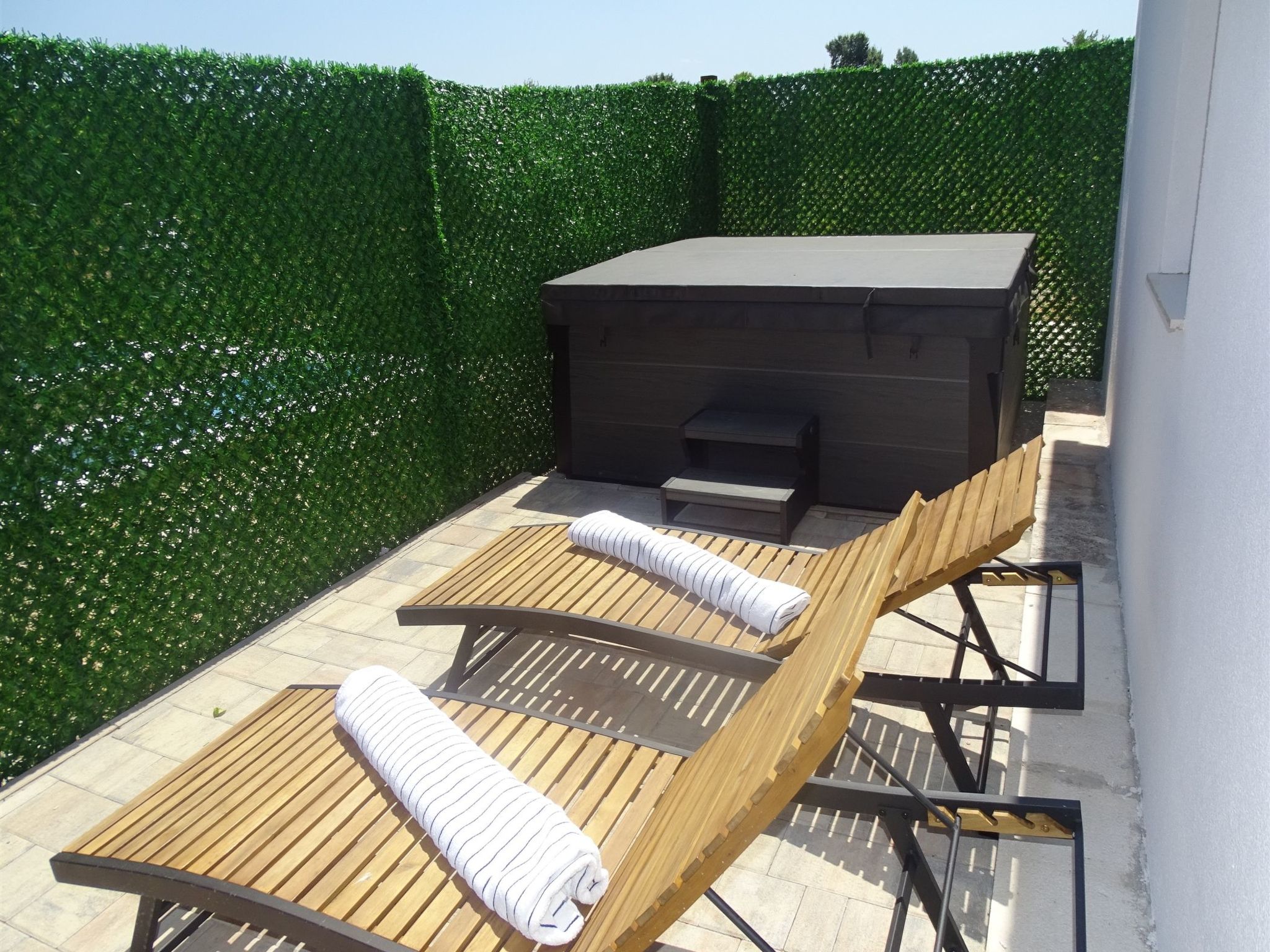 Parancin-Image-tags.info