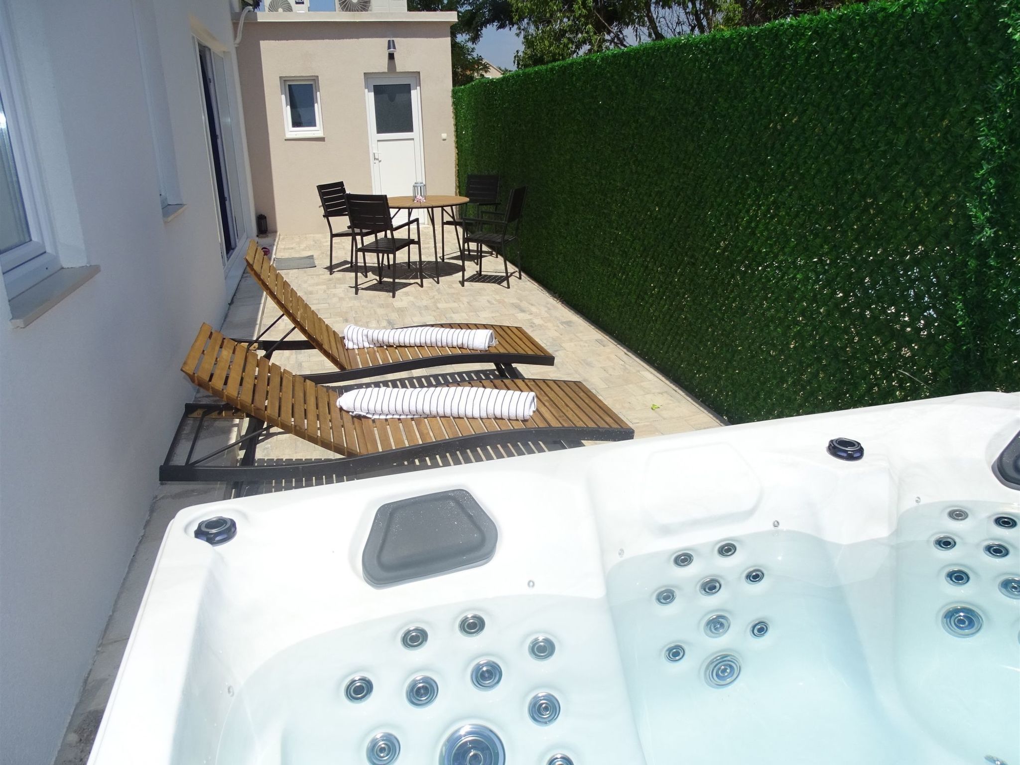 Parancin-Image-tags.info