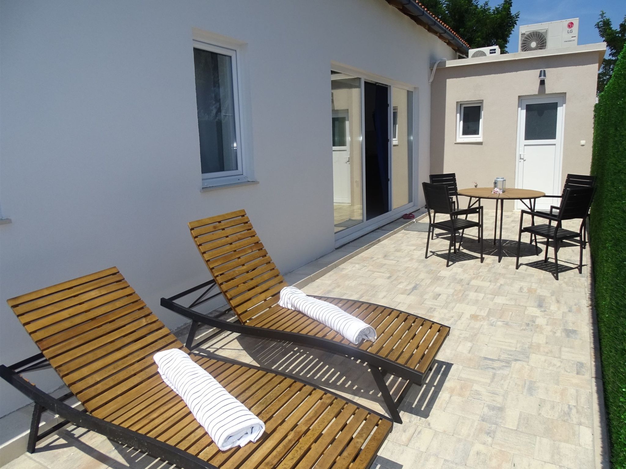 Parancin-Image-tags.info