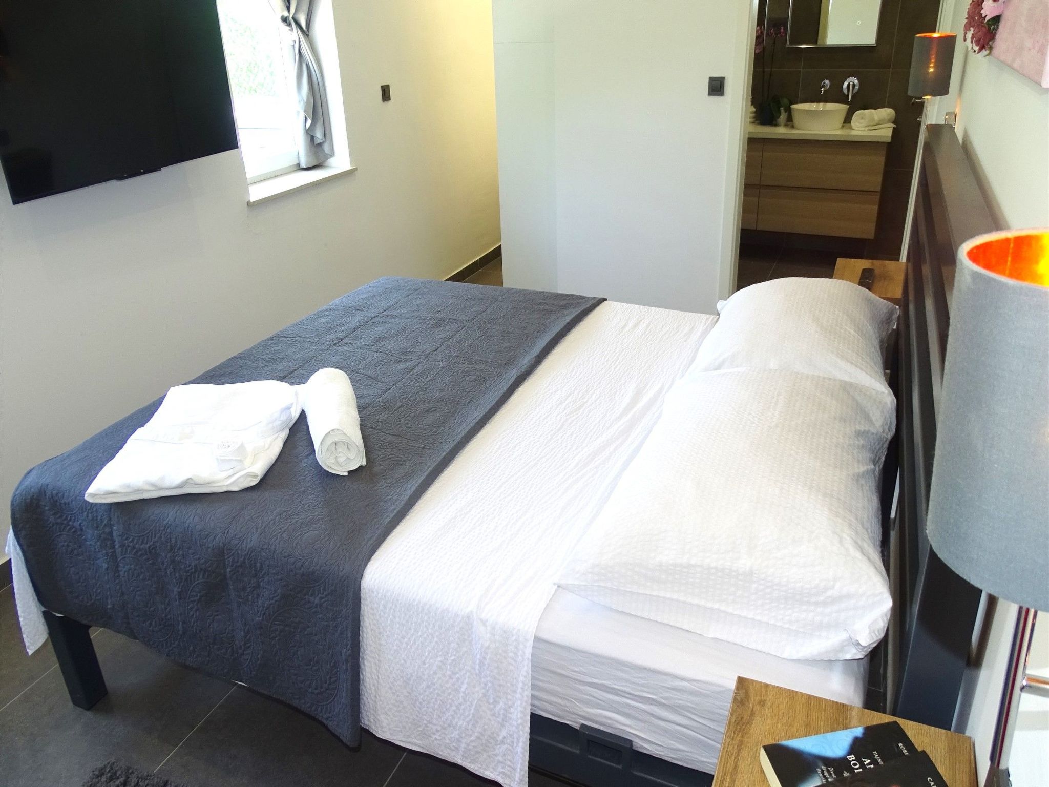 Parancin-Image-tags.info