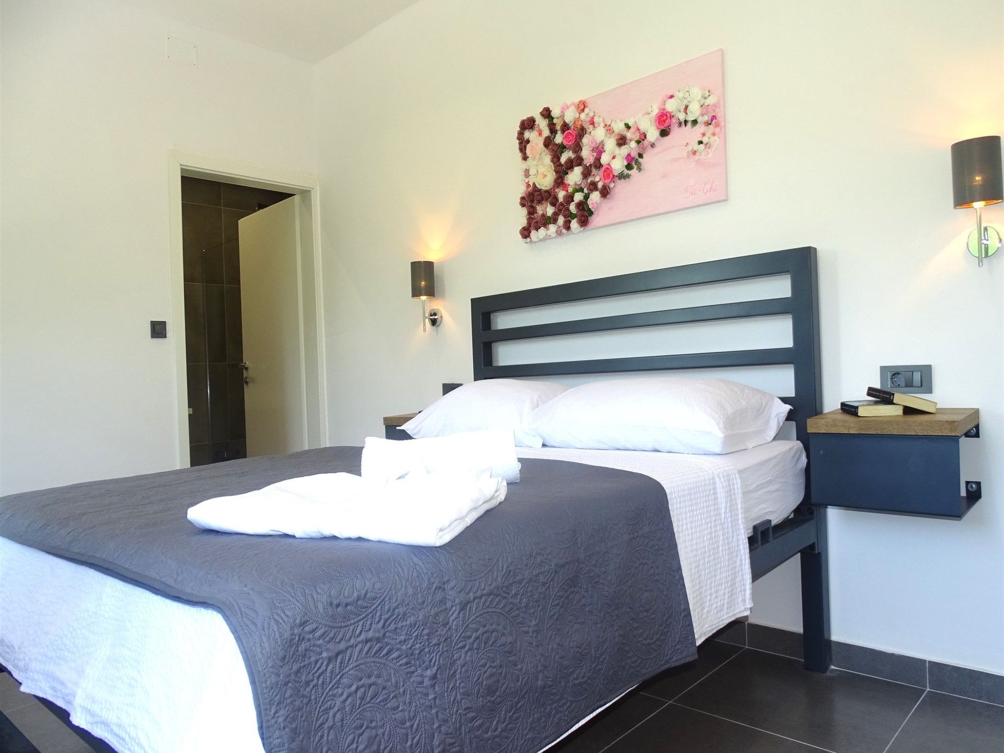 Parancin-Image-tags.info