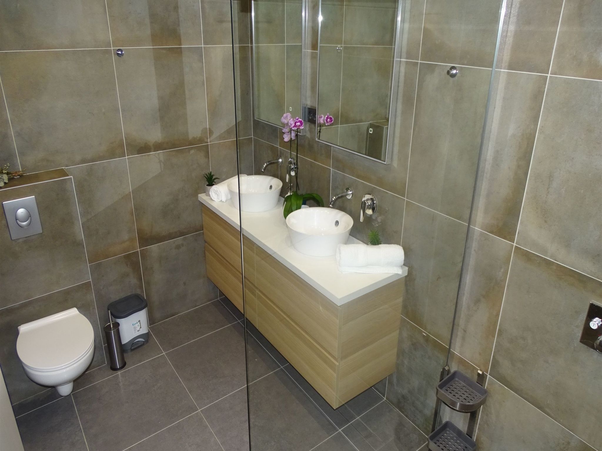 Parancin-Image-tags.info