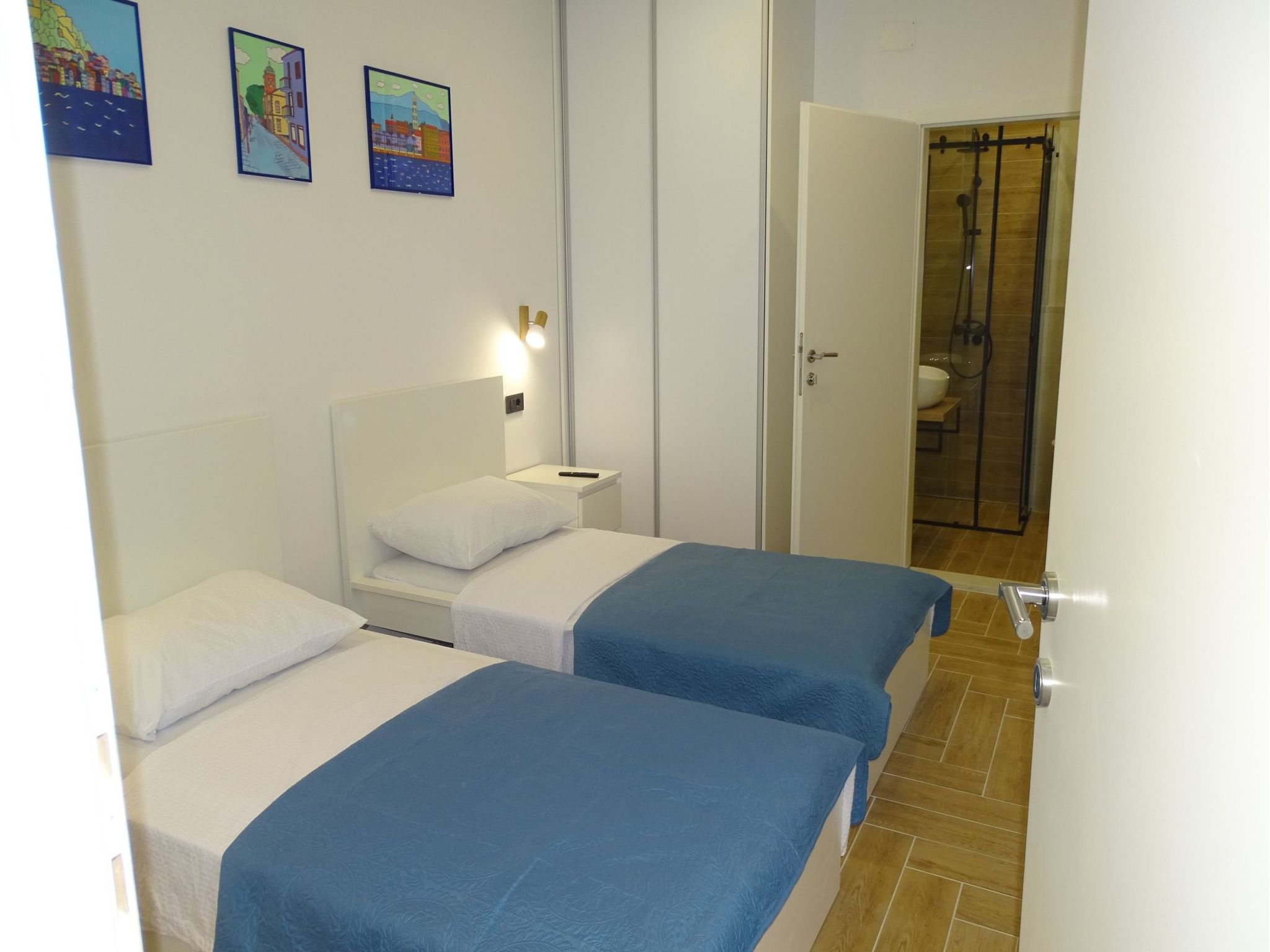 Parancin-Image-tags.info