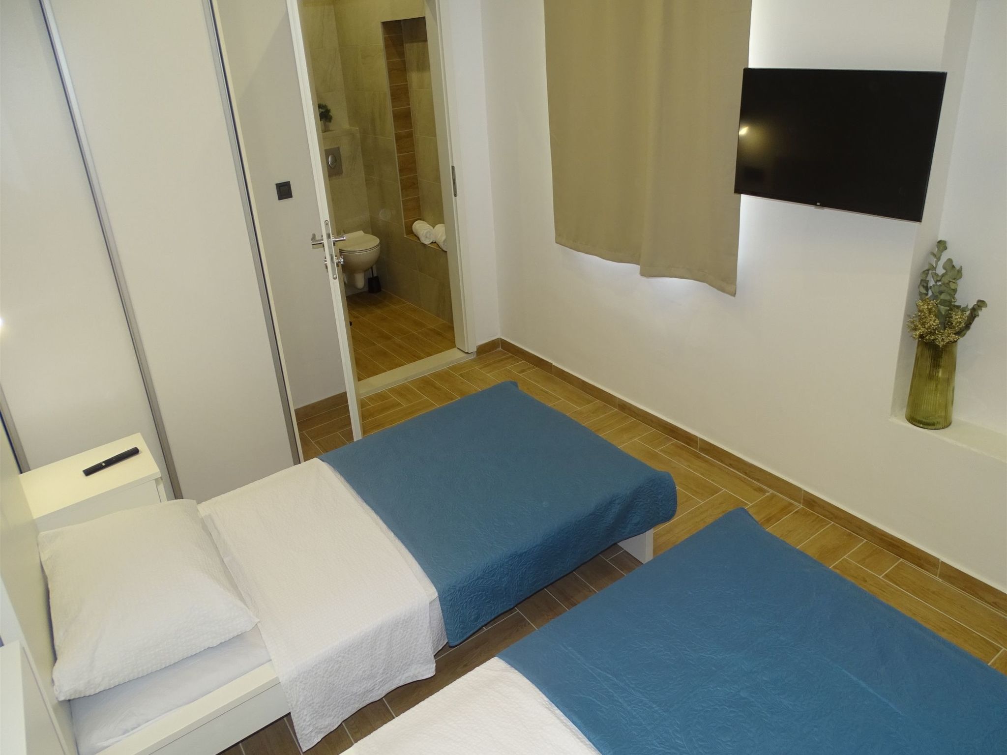 Parancin-Image-tags.info