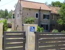 Landhaus Kostela: Vrijstaand vakantiehuis met privézwembad op 15m van zee in Budak - thumbnail 2