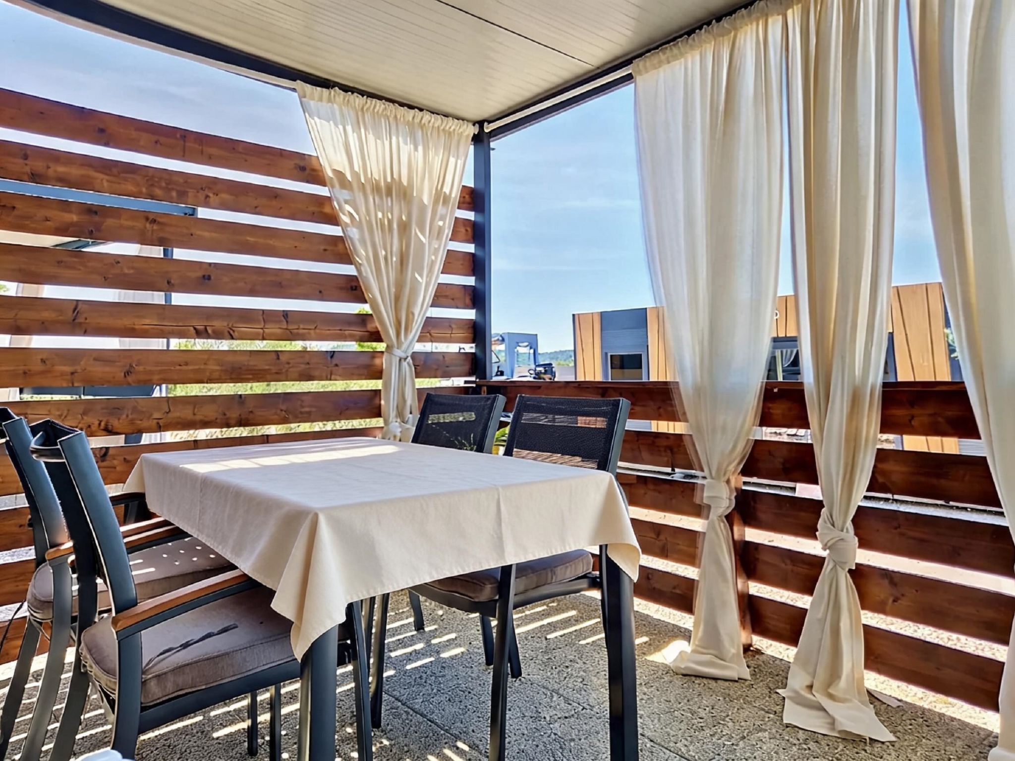 Delux Relaxatio - Buiten