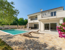 Villa Vujuša: Luxe vrijstaand vakantiehuis met privézwembad, 13 km van zee - thumbnail 1
