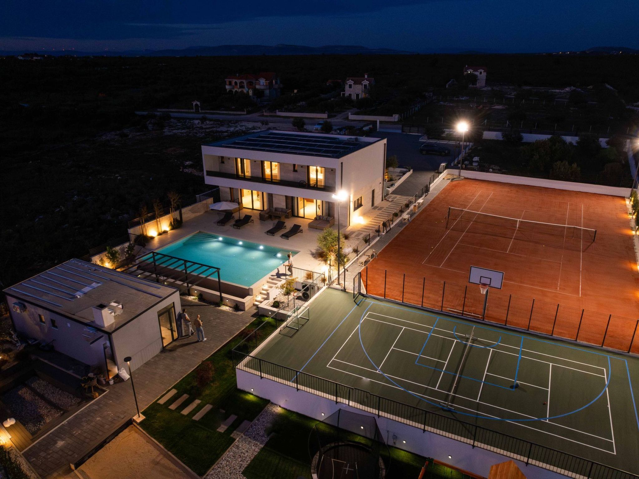 Vakantiehuis met privé zwembad in Pirovac (Kroatië) voor 12 personen