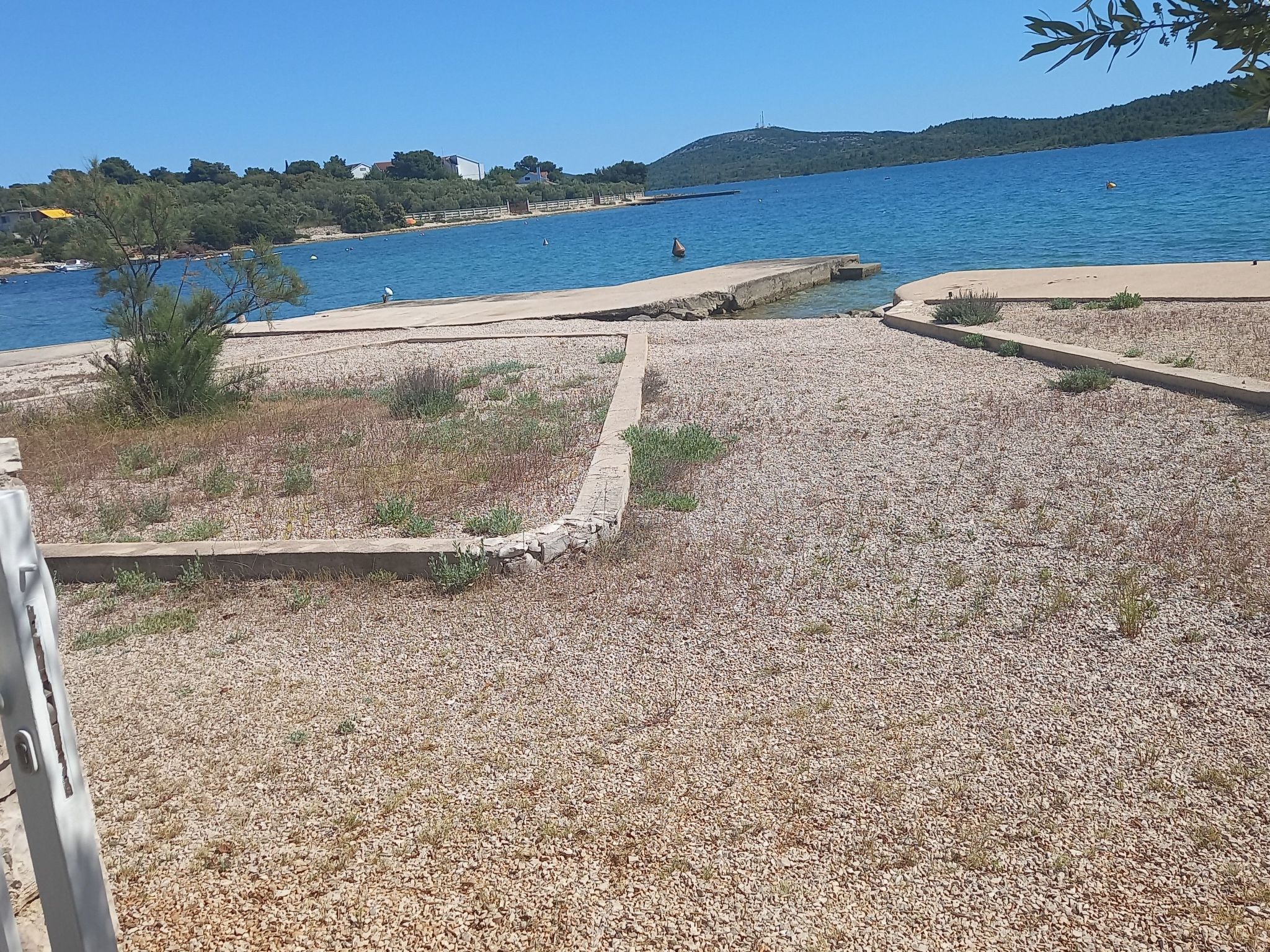 Direkt am Meer und Strand, mit großem Garten und Terrasse, hervorragend für Fam - Image-tags.info