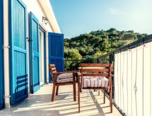 in Tisno mit Terrasse und Grill