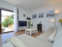 Vrijstaande woning Mihotić: 200 meter van zee en strand in Murter - thumbnail 3