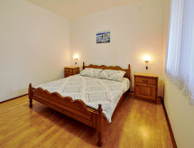 Ivamar: Gezellig appartement aan zee in Betina, Murter, voor 6 personen - thumbnail 4