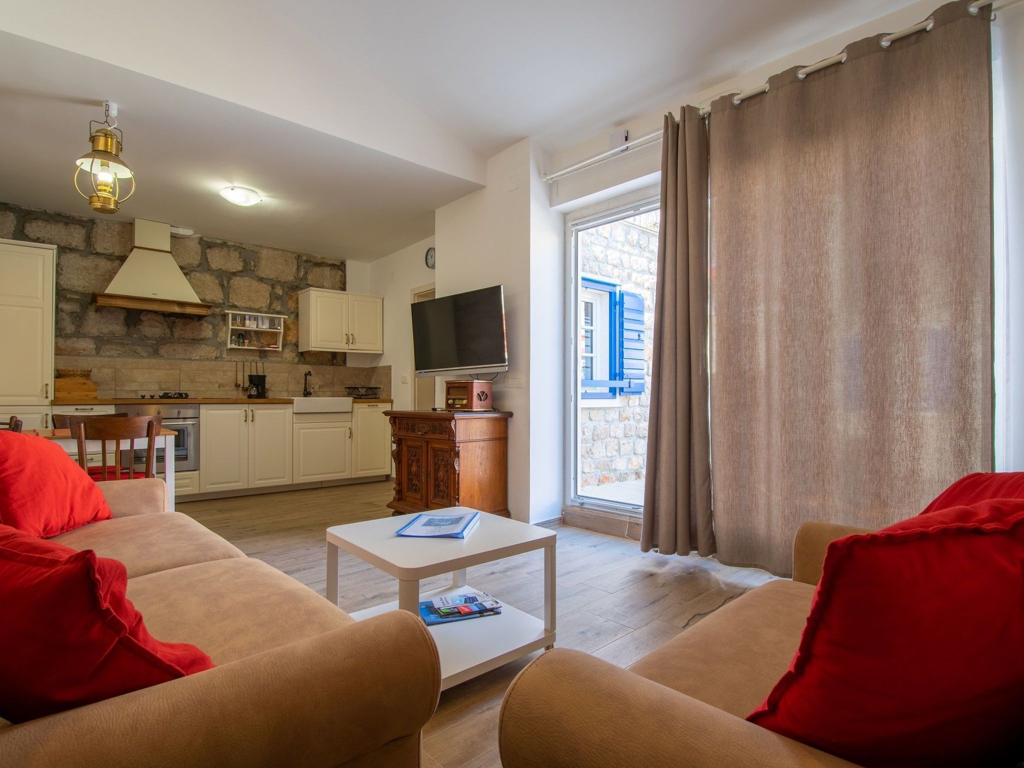 Villa Lantina-Image-tags.info