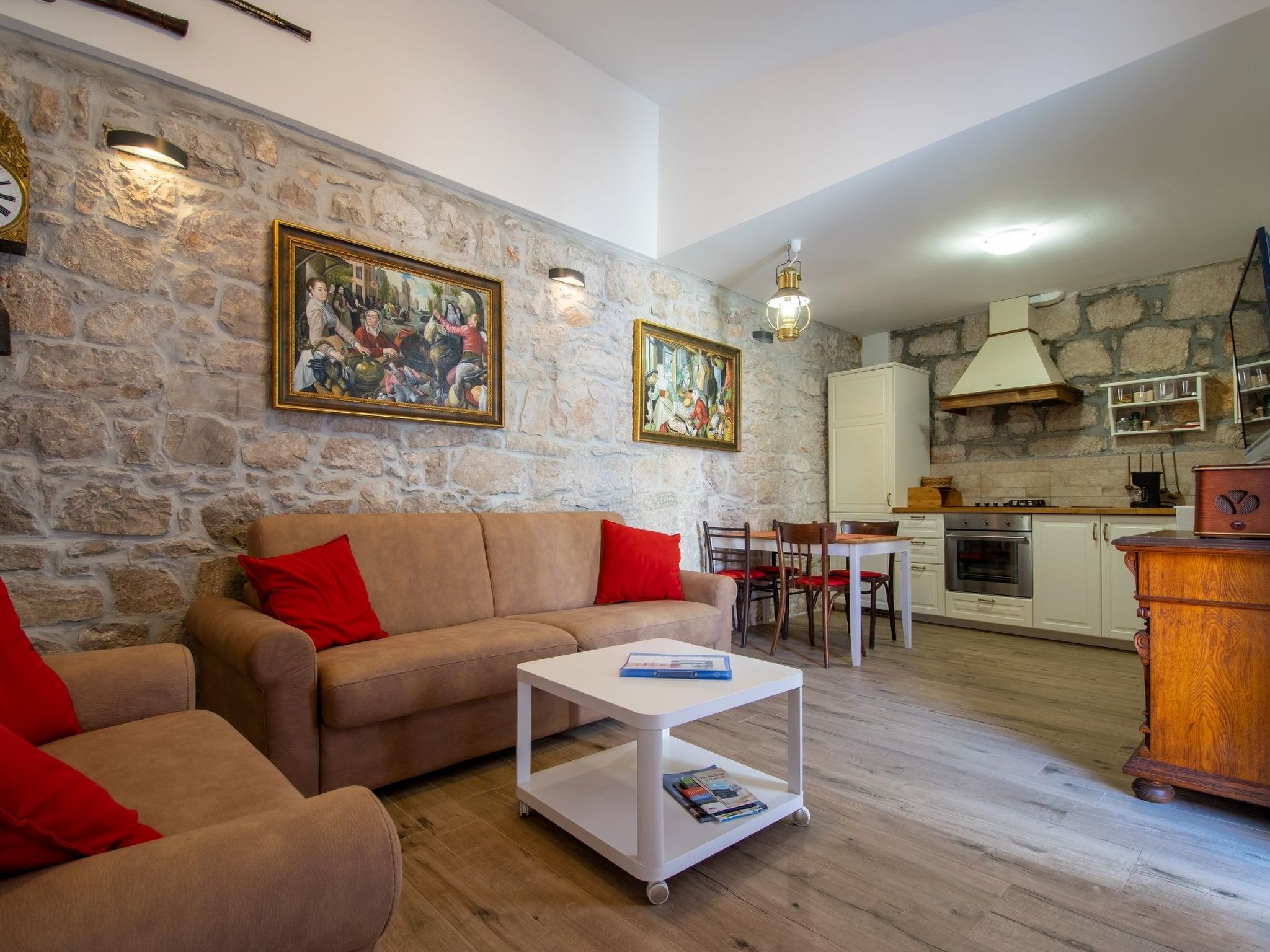 Villa Lantina-Image-tags.info