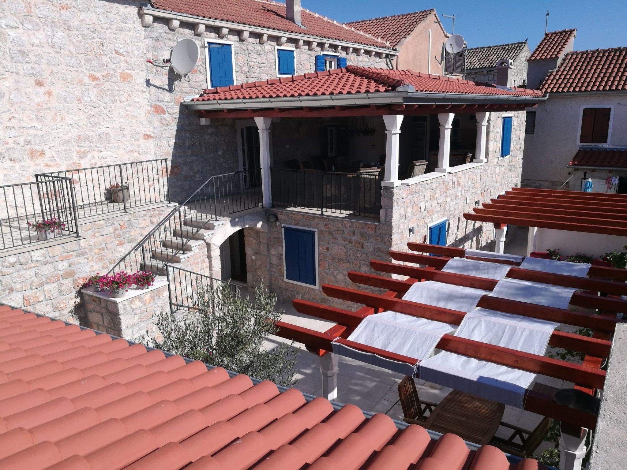 Villa Lantina-Image-tags.info