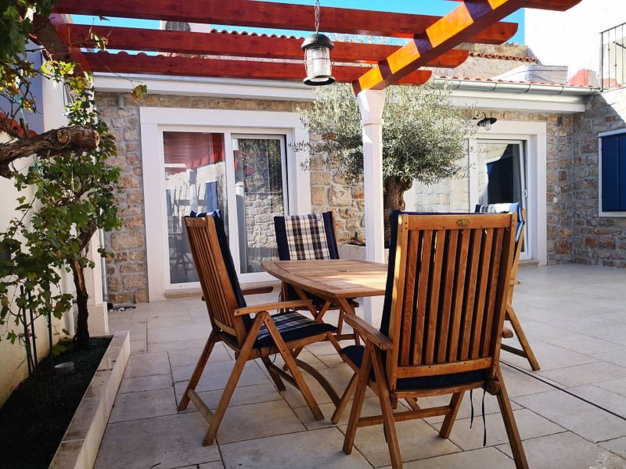 Villa Lantina-Image-tags.info