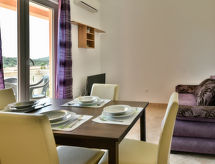 Knus appartement Milin nabij zee en strand in het zonnige Jezera - thumbnail 4