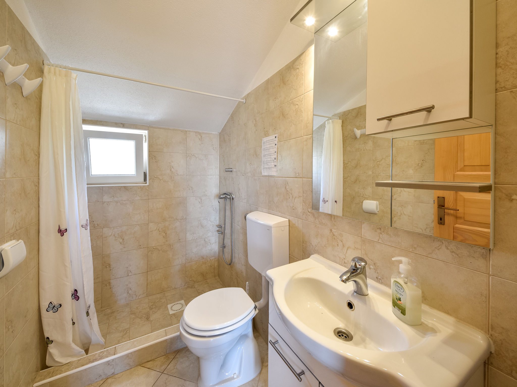 Knus appartement Milin nabij zee en strand in het zonnige Jezera - foto 13