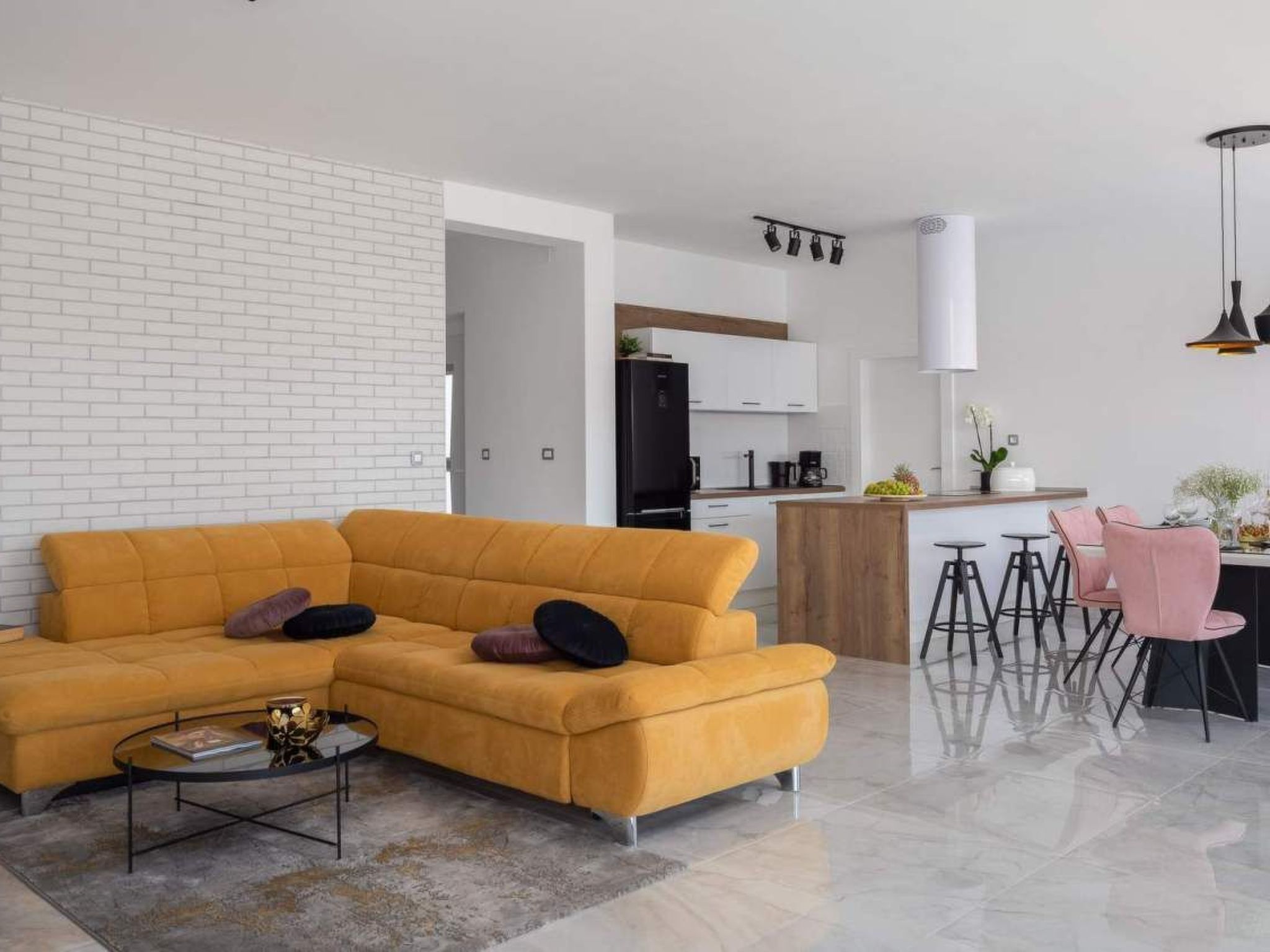 Villa Millenium-Drinnen