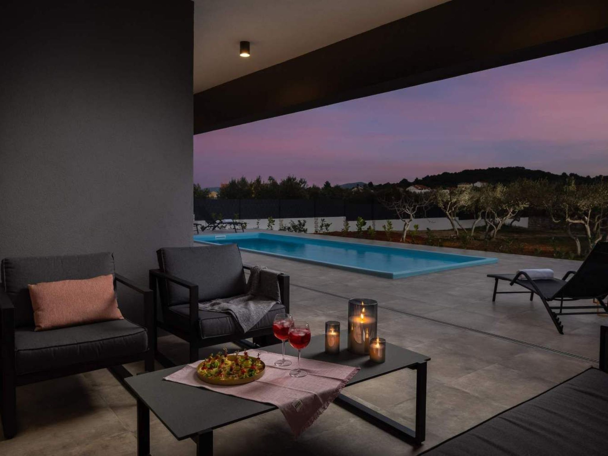 Villa Millenium-Drinnen