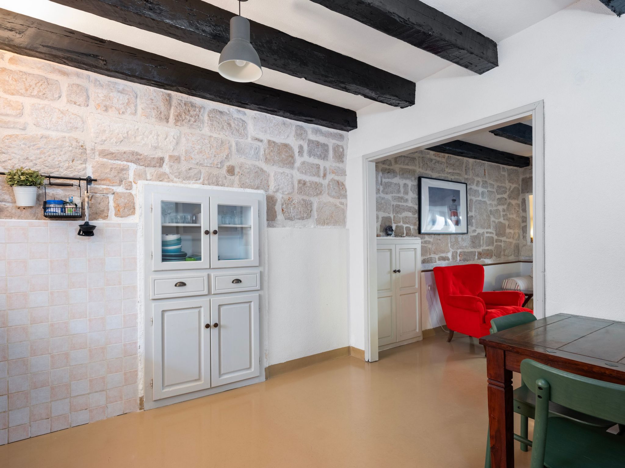 "Hanna" mit Blick auf das Wasser-Binnen