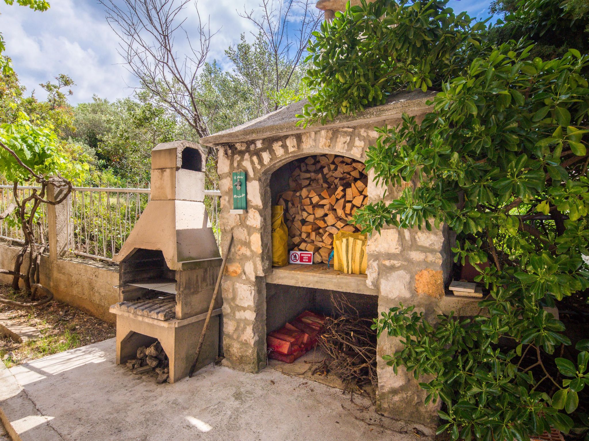 Villa Amalia auf der Insel Murter-Drinnen